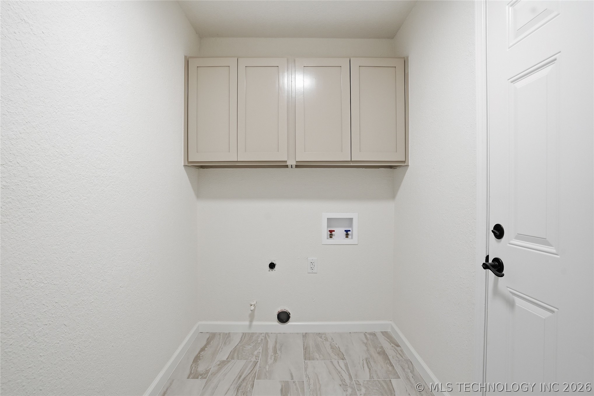4001 S Maple Avenue Property Photo 20