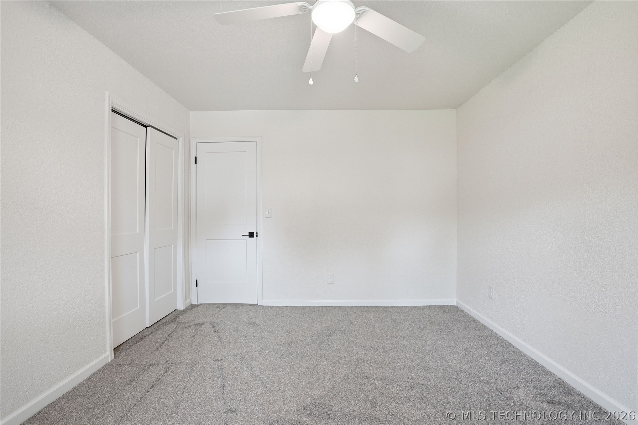 4001 S Maple Avenue Property Photo 22