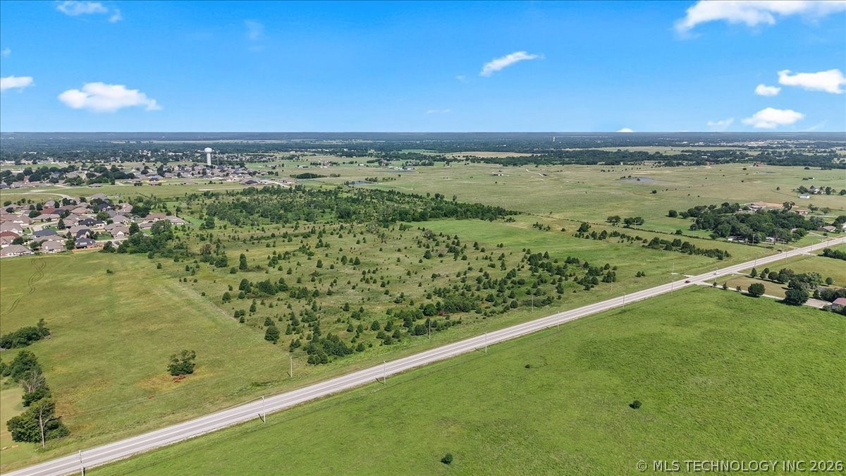 1 Bison Road Property Photo 4