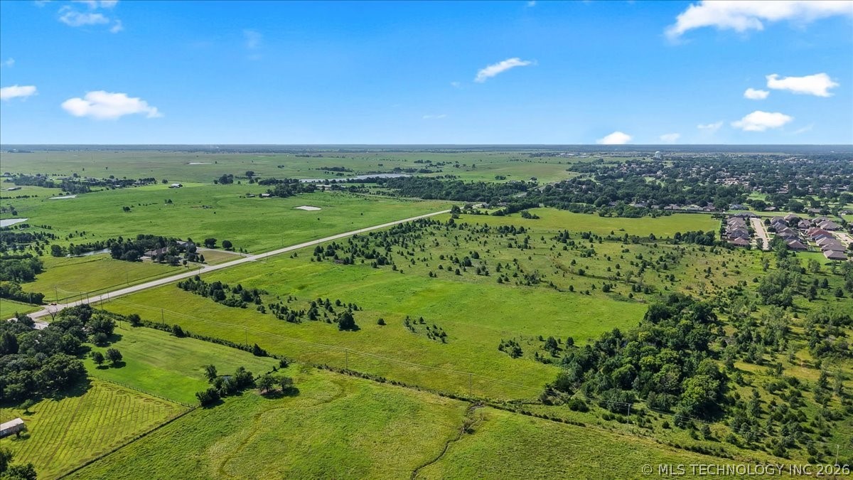 1 Bison Road Property Photo 8