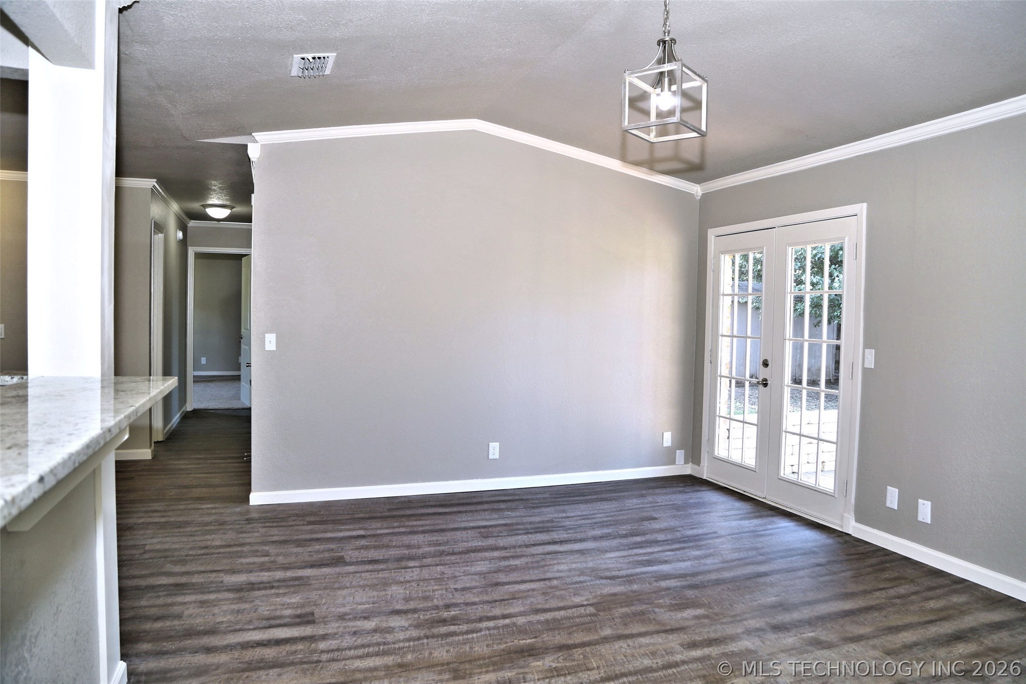 1262 E 140th Street Property Photo 11
