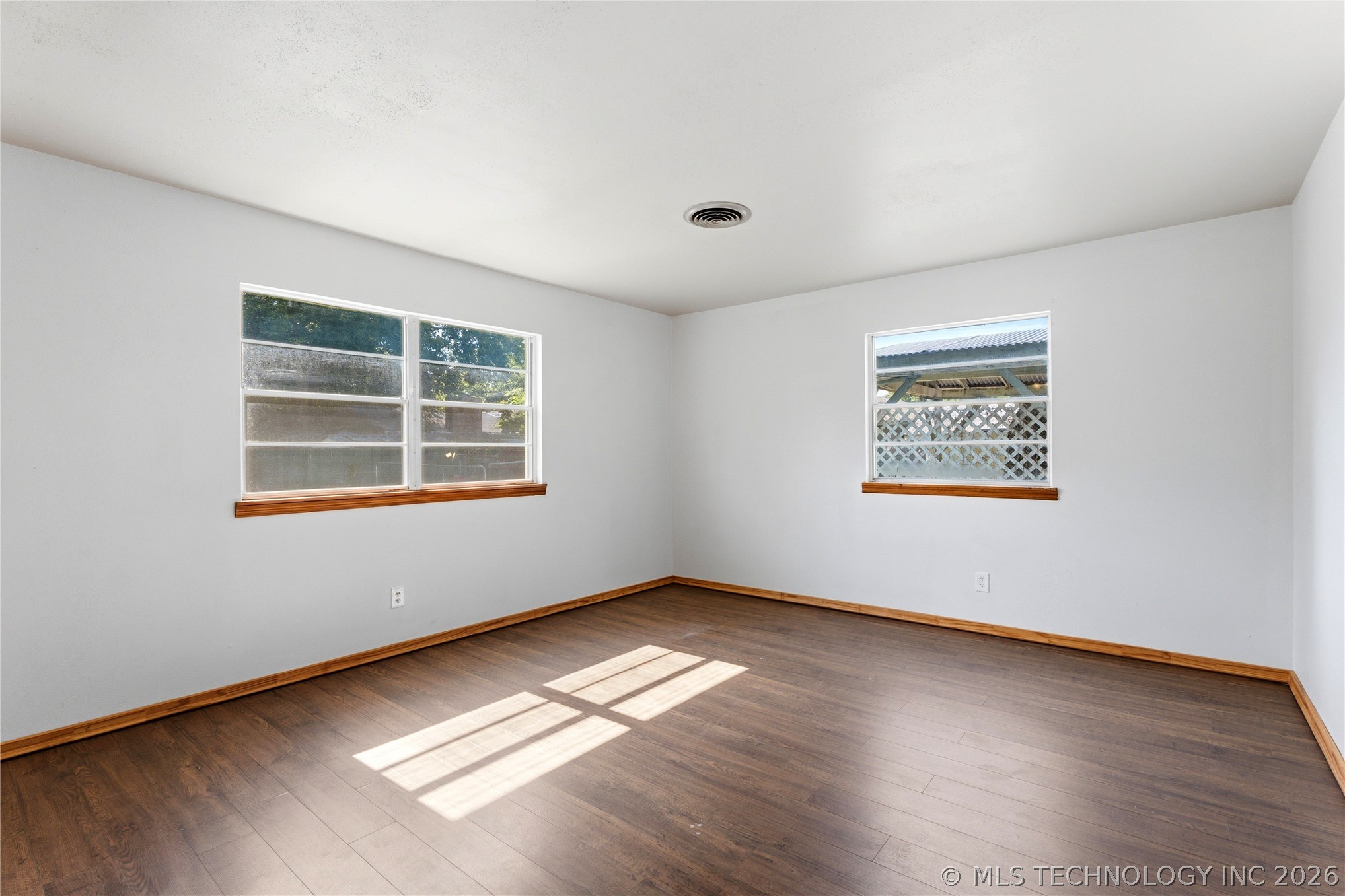 705 S State Street Property Photo 11