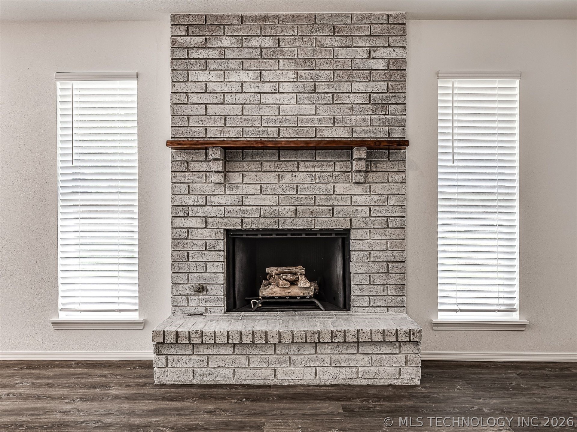 4305 S 1st Place Property Photo 15