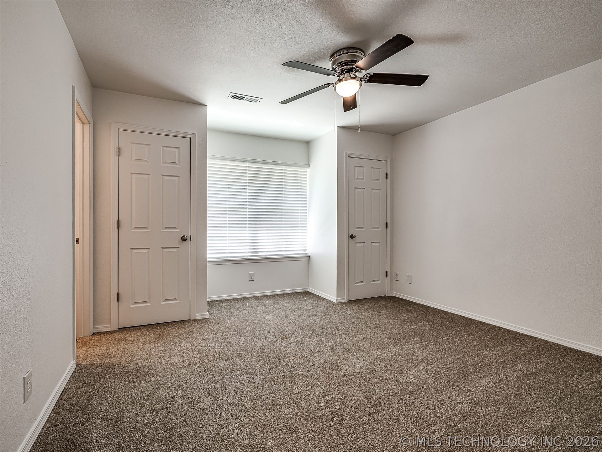 4305 S 1st Place Property Photo 28
