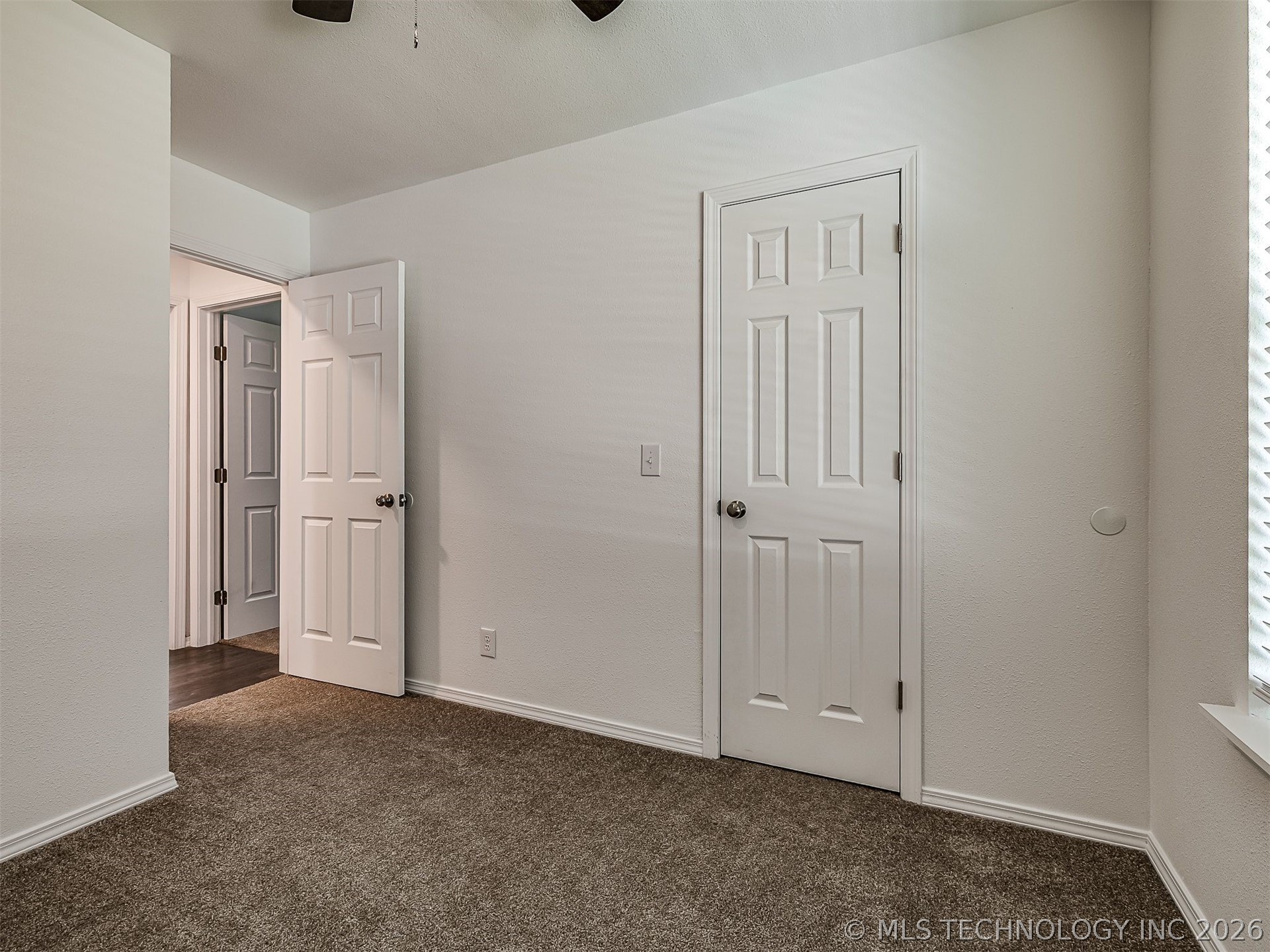 4305 S 1st Place Property Photo 37