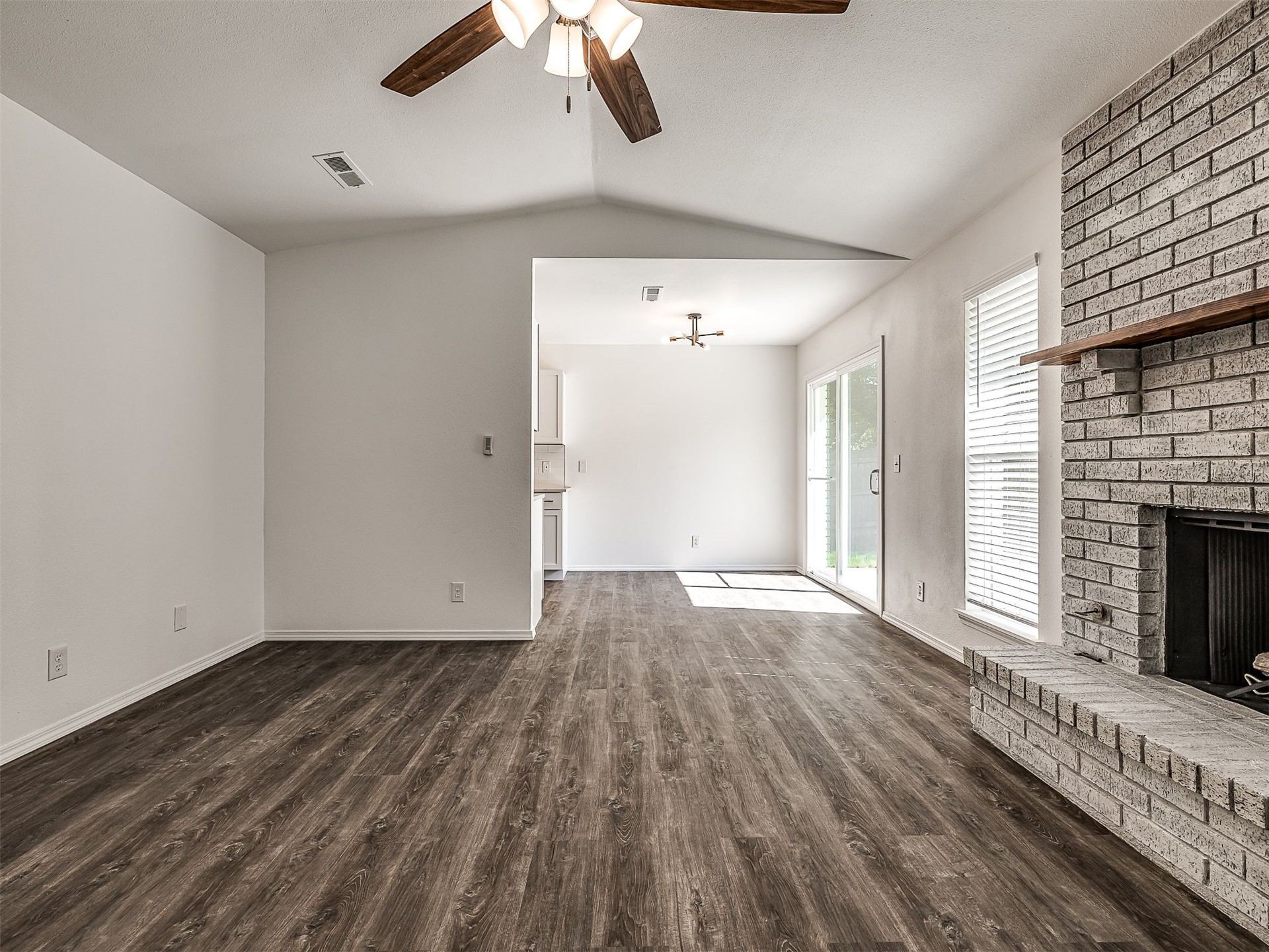 4305 S 1st Place Property Photo 60