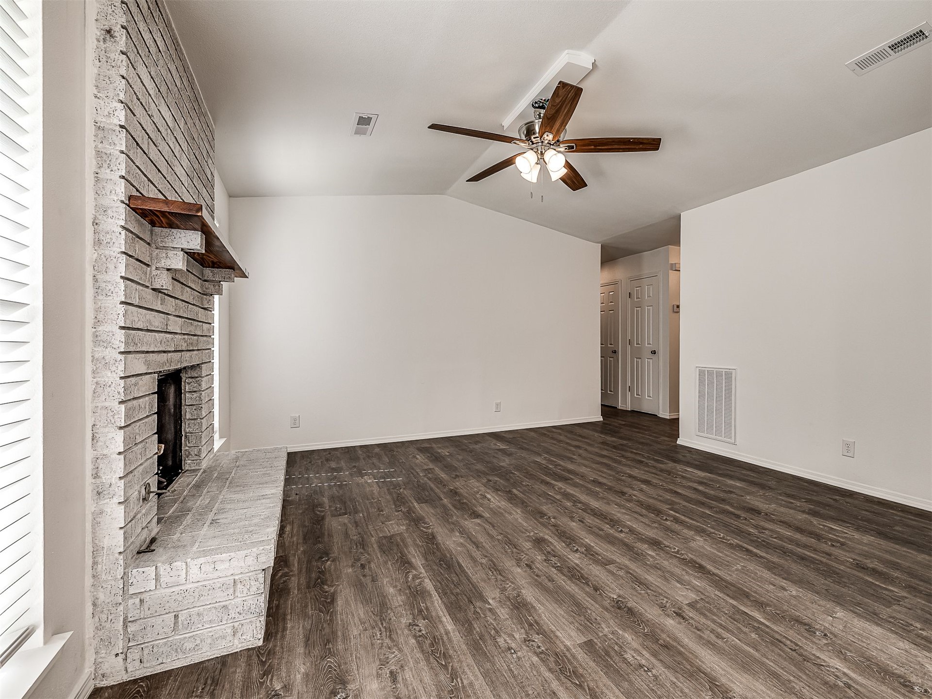 4305 S 1st Place Property Photo 61