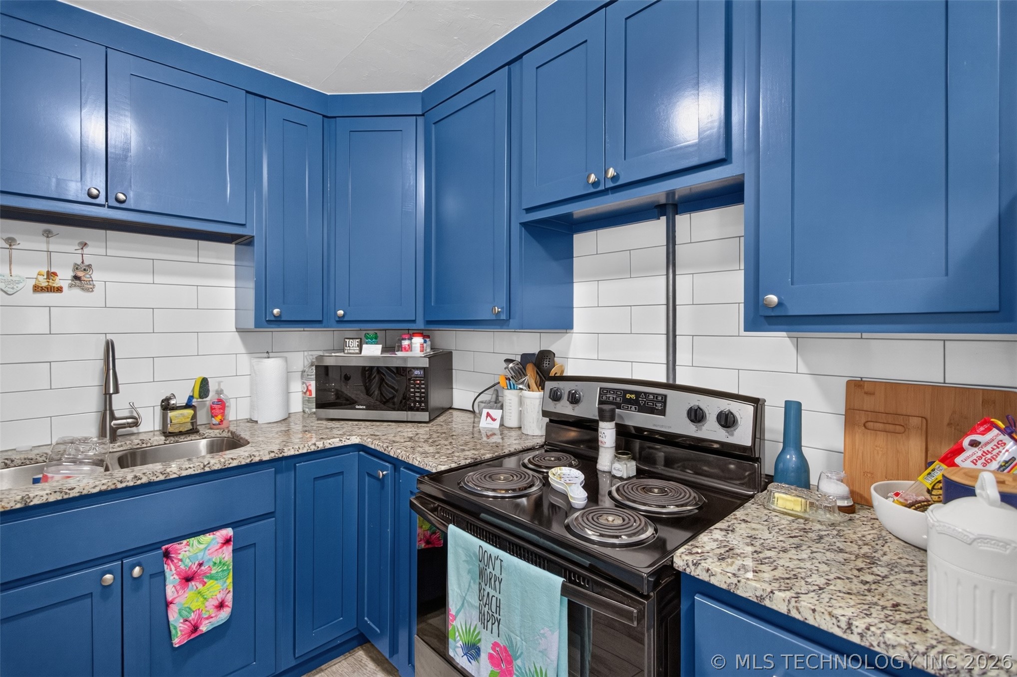 407 N Ora Property Photo 11