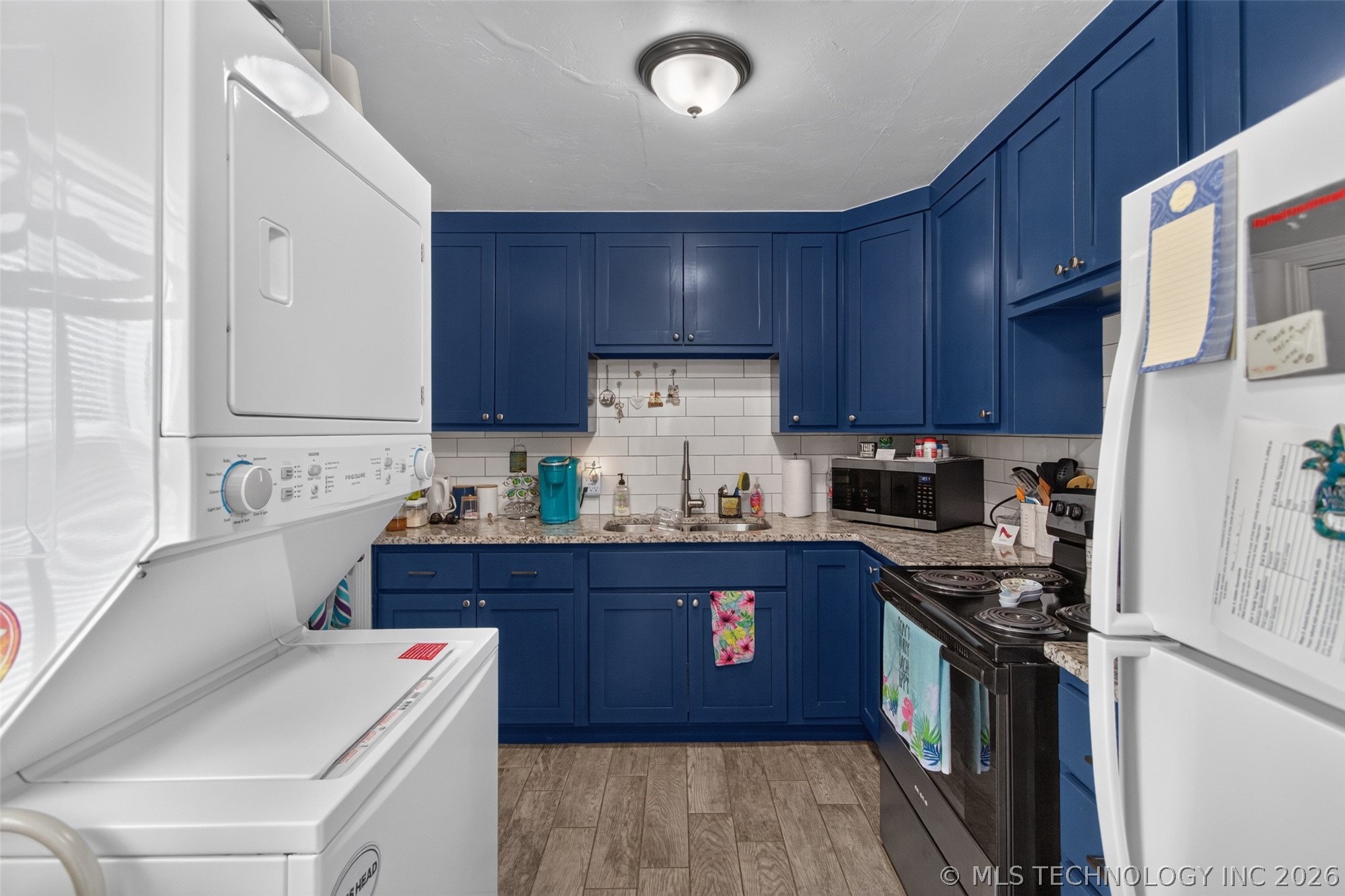407 N Ora Property Photo 12