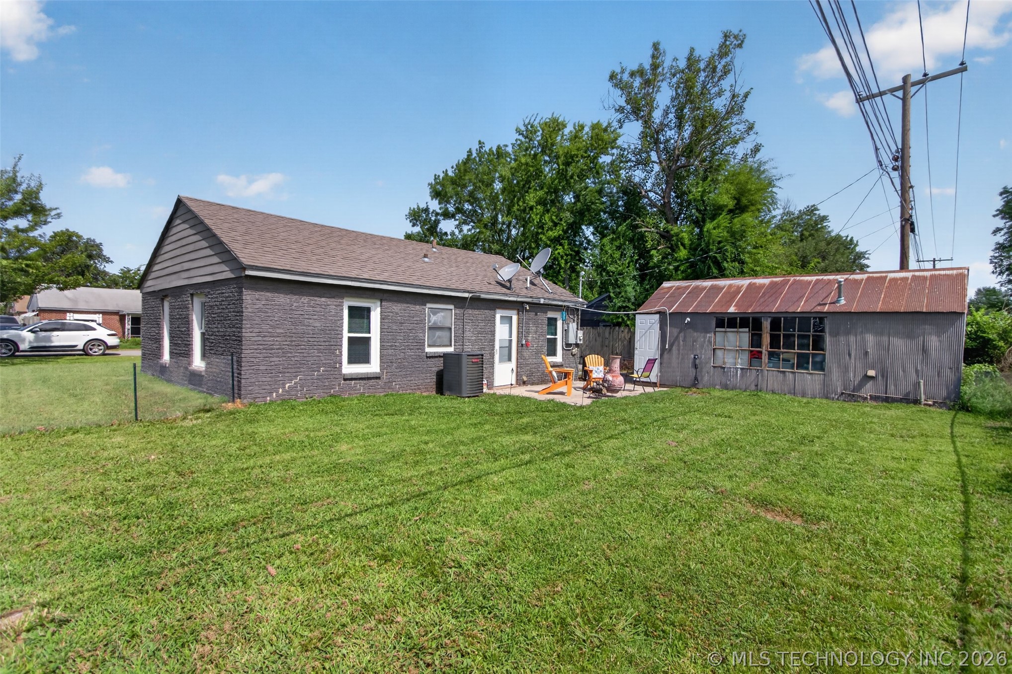 407 N Ora Property Photo 26