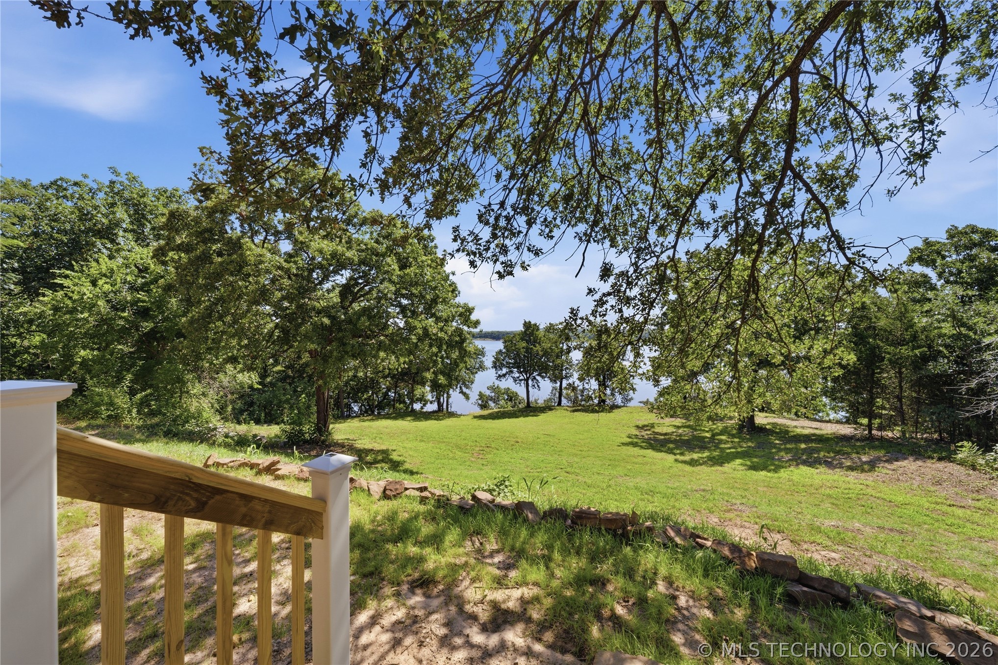 1819 S Overlook Drive Property Photo 17