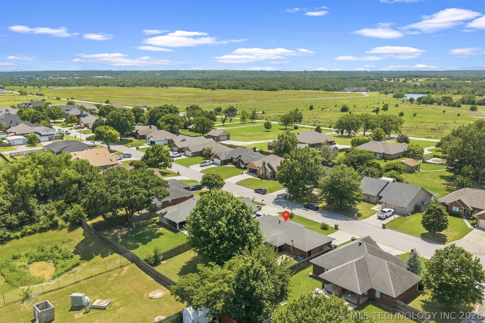 1604 Southern Hills Property Photo 36
