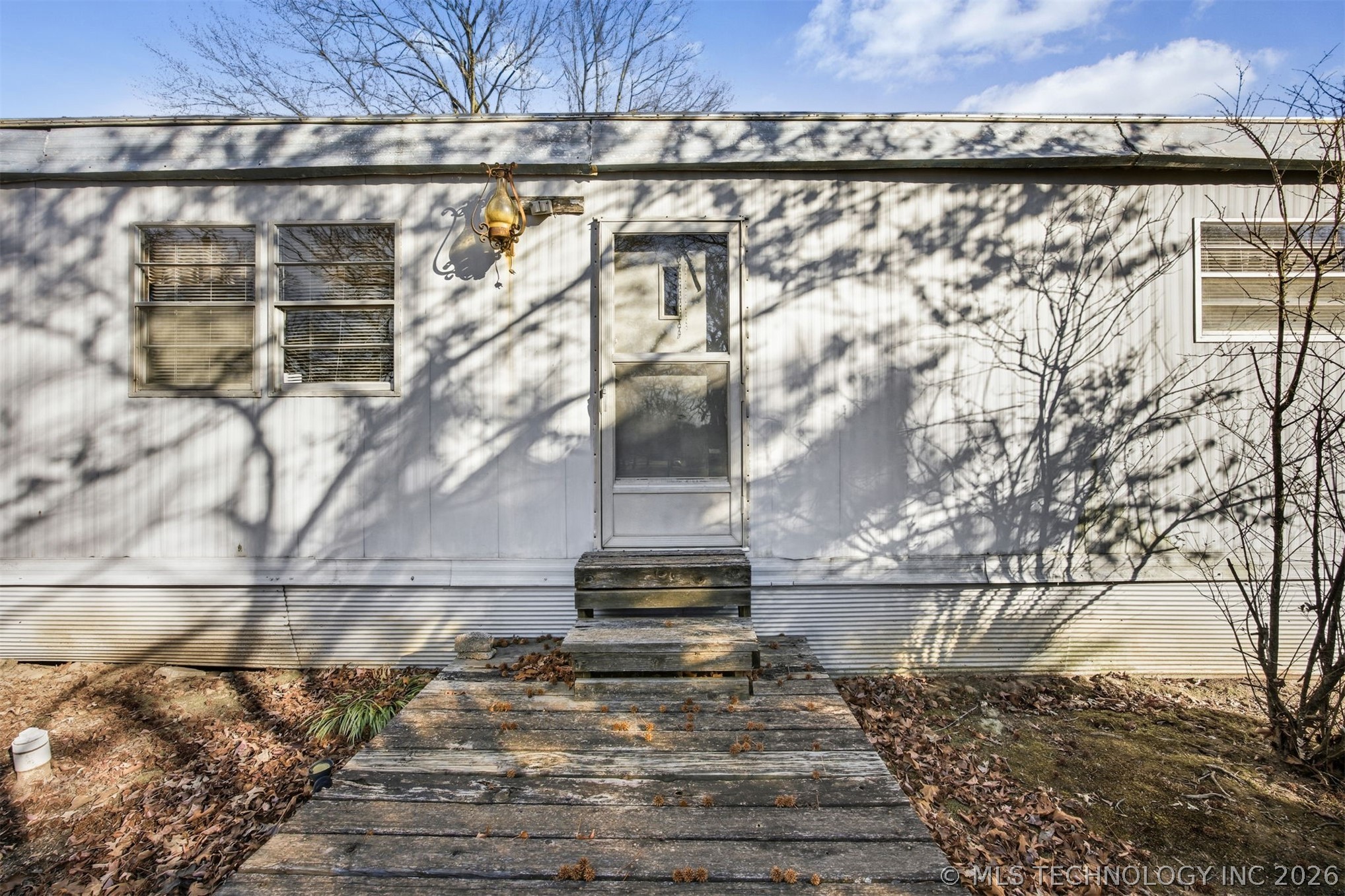 1891 N Lewis Lane Property Photo 4