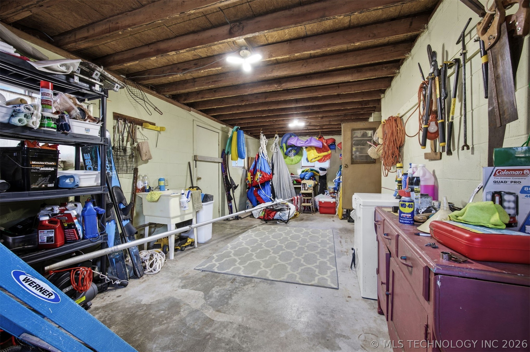 1891 N Lewis Lane Property Photo 21