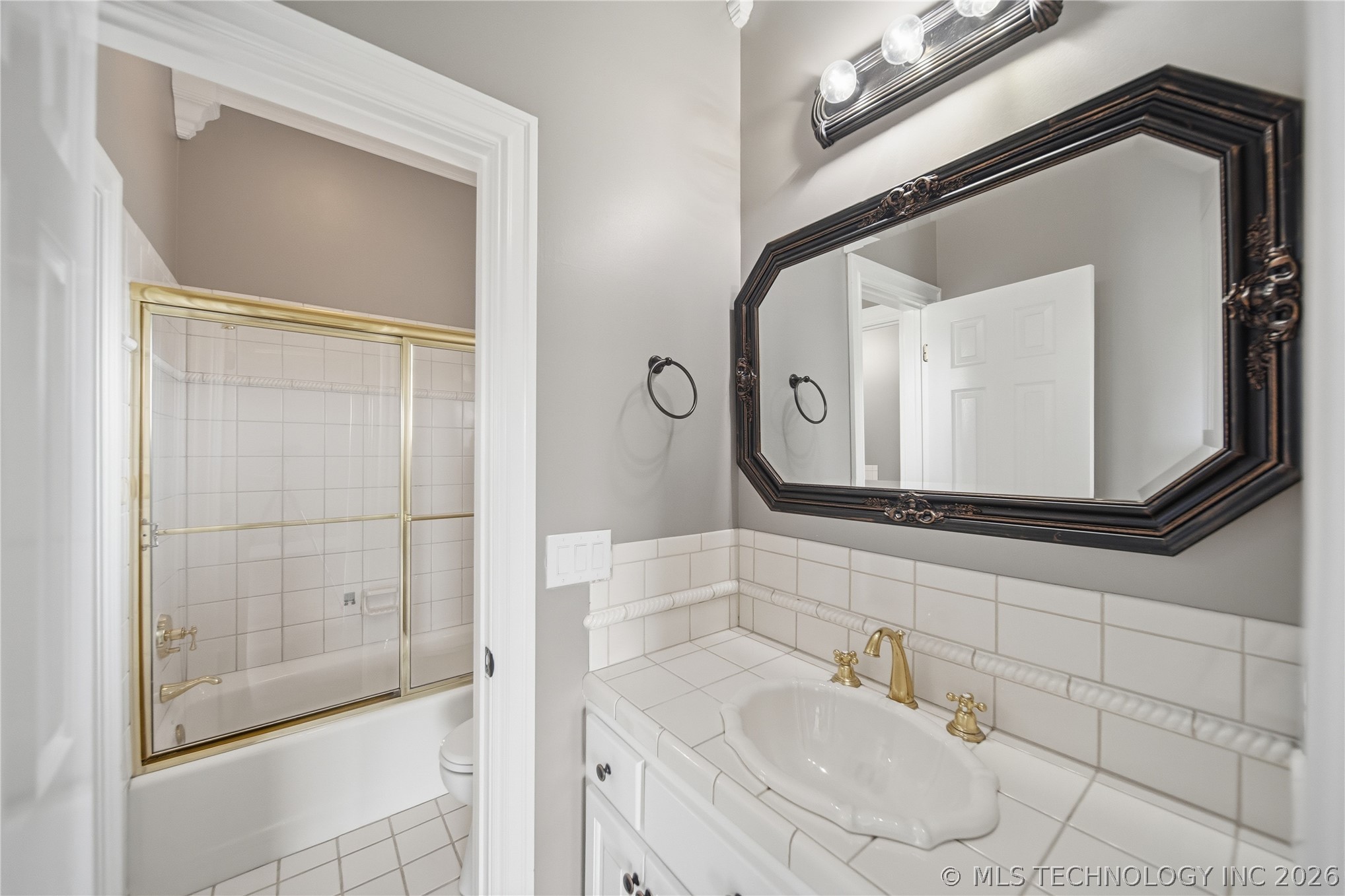 2707 E 171st Street S Property Photo 18