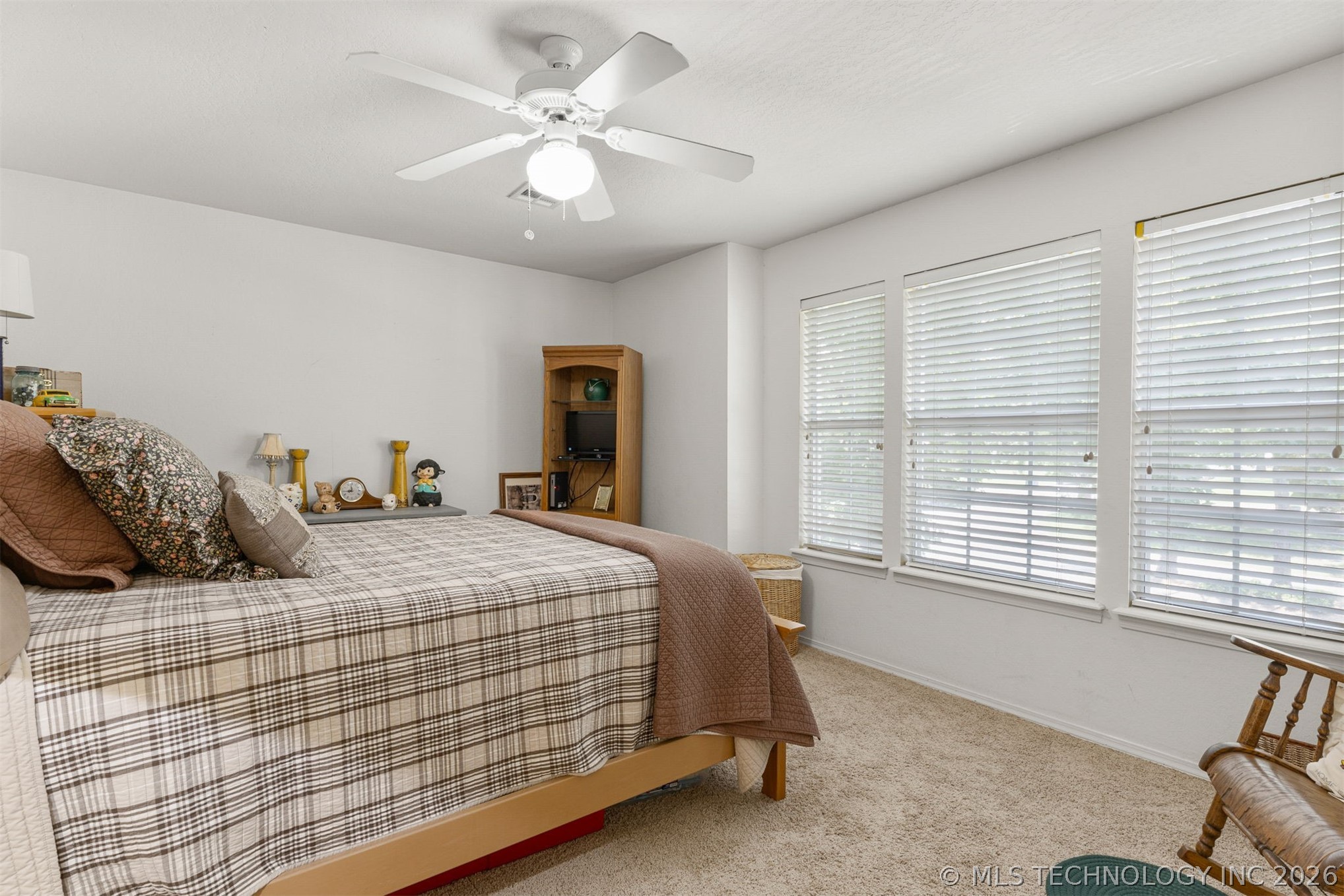 8105 S 86th Avenue Property Photo 41