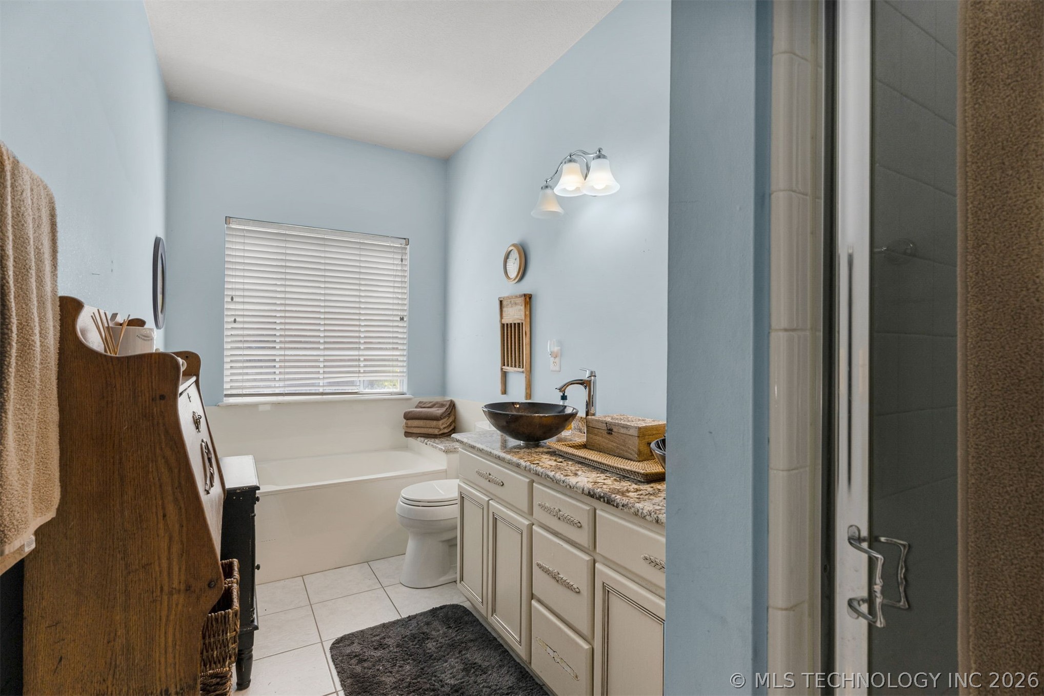 8105 S 86th Avenue Property Photo 42
