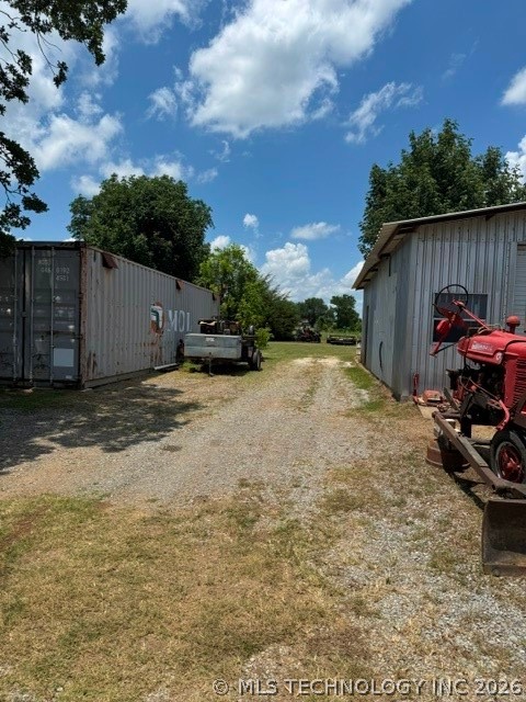929 Hoover Road Property Photo 10