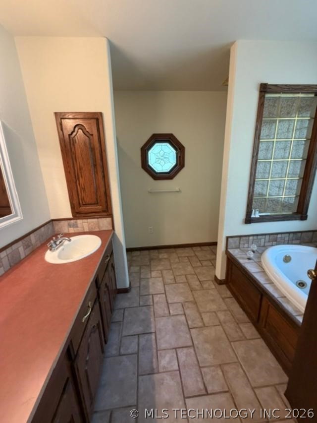 2624938 Property Photo 23