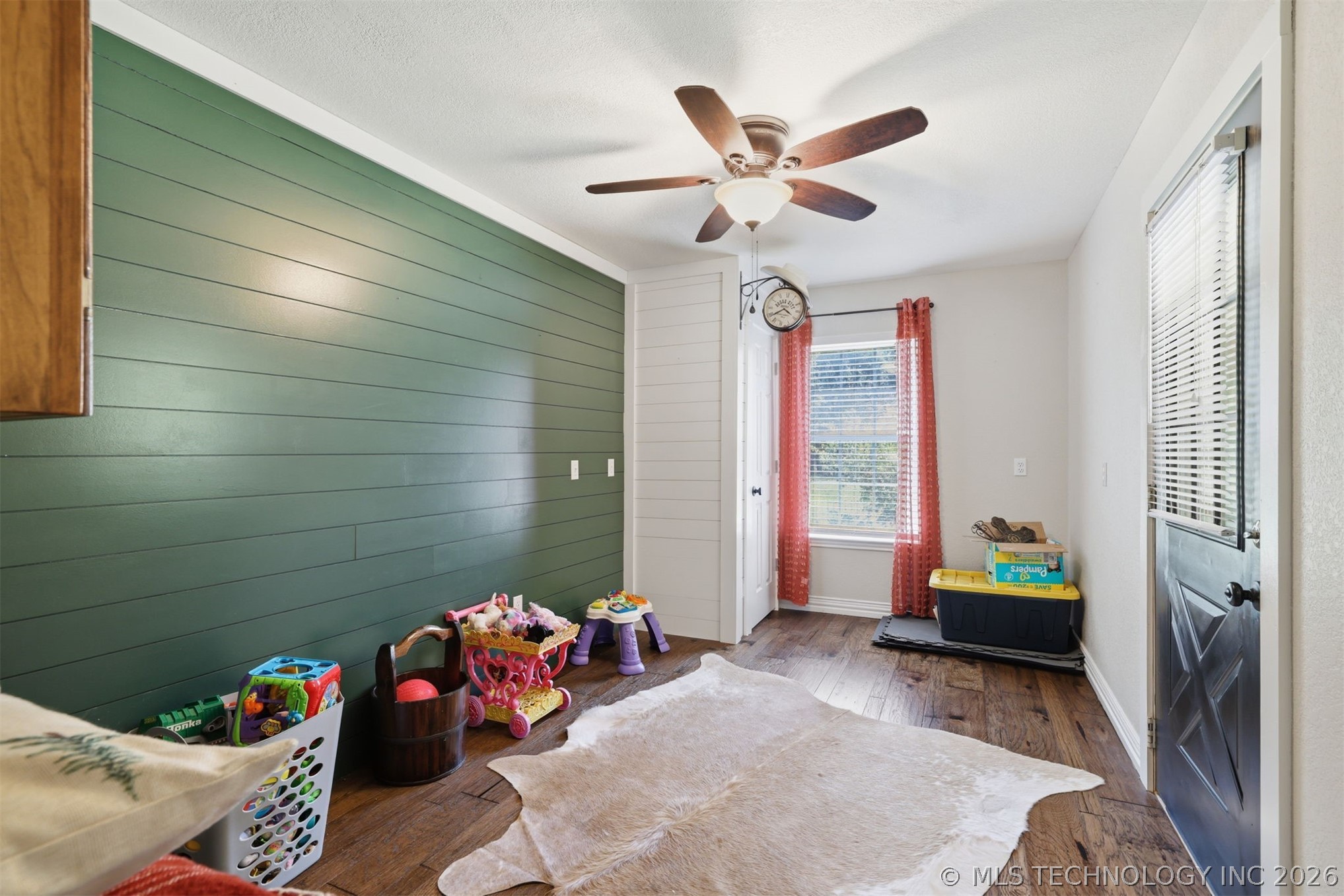 2464 S Roberta Road Property Photo 16