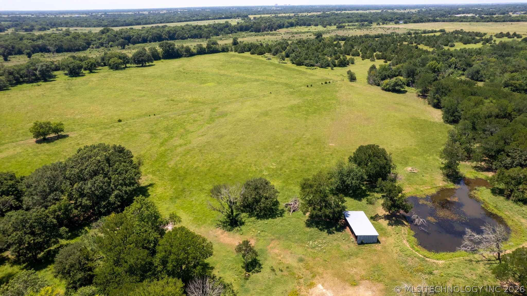 2464 S Roberta Road Property Photo 30