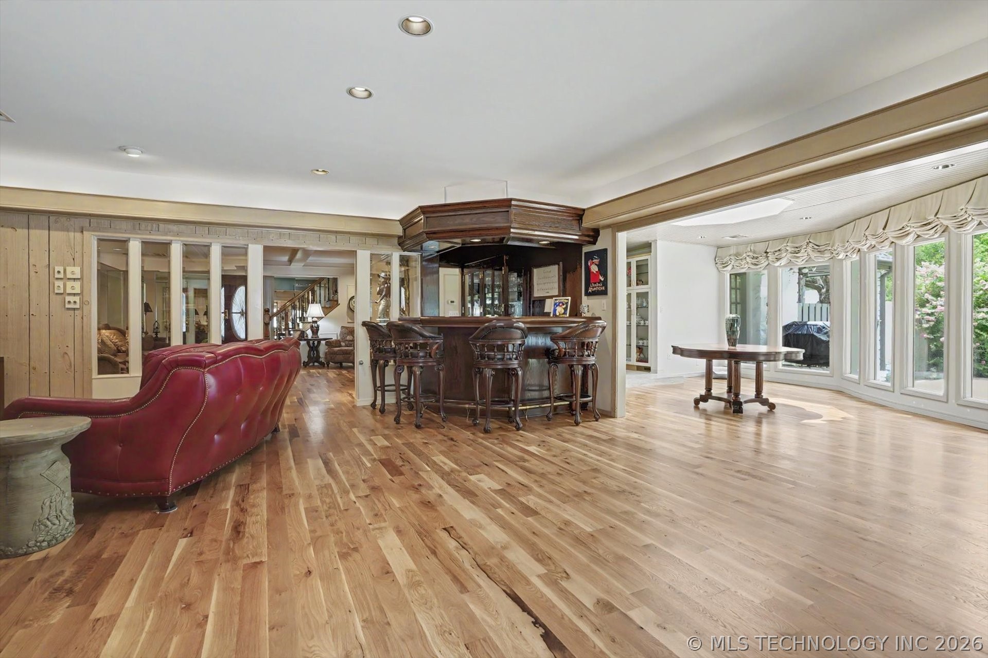 7449 S Indianapolis Avenue Property Photo 15