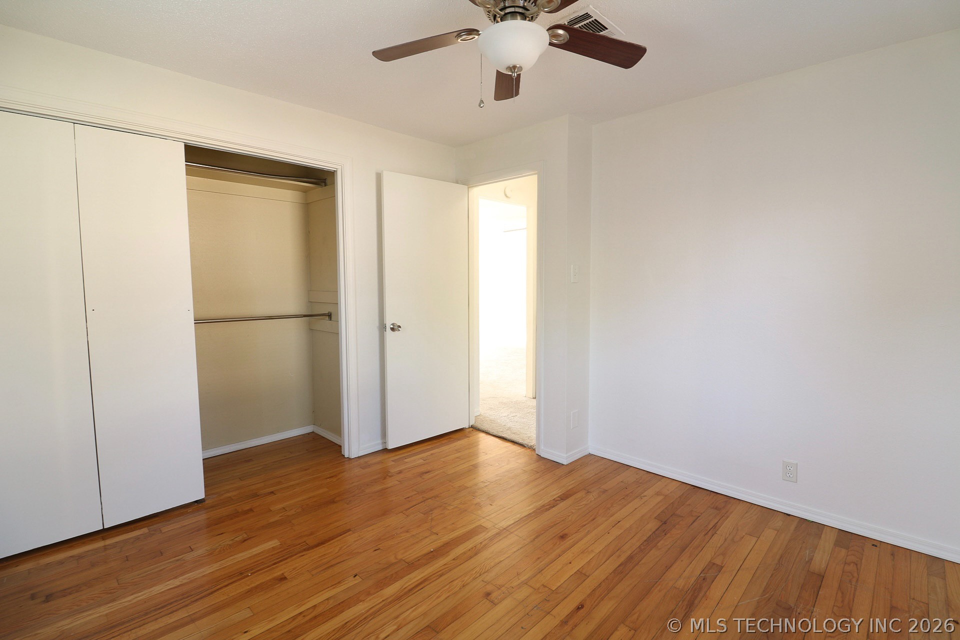 3806 S Rockford East Avenue D Property Photo 13