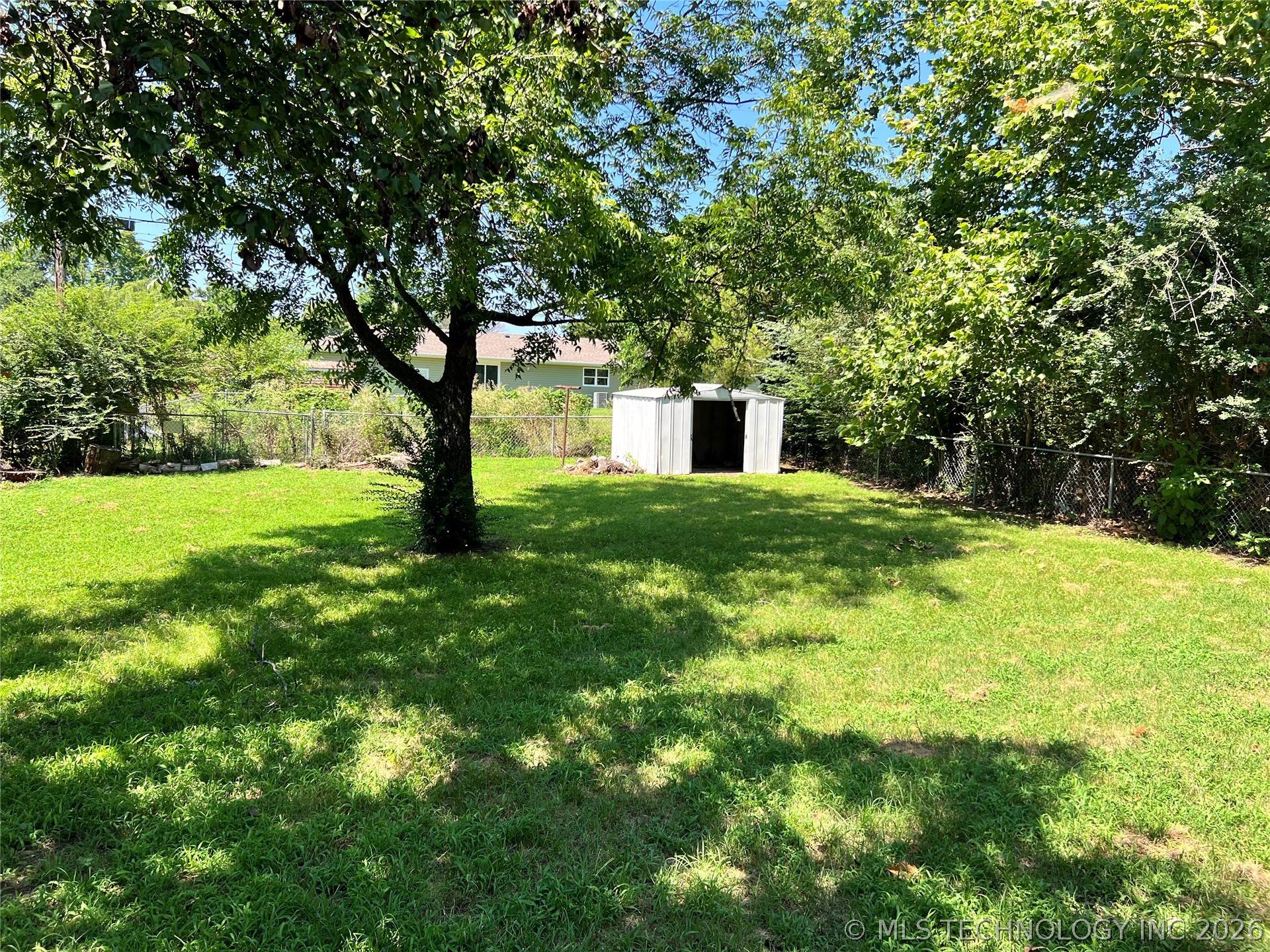 503 E 22nd Street Property Photo 4