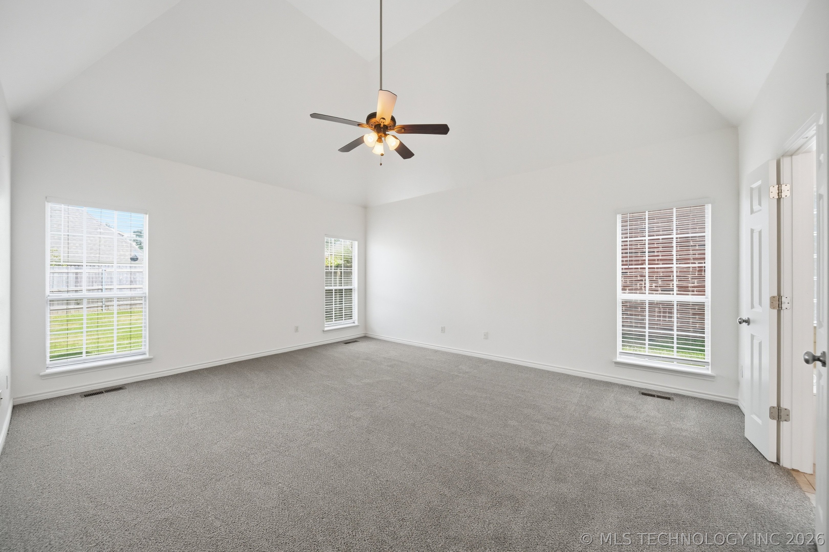 8523 S 70th East Avenue Property Photo 14