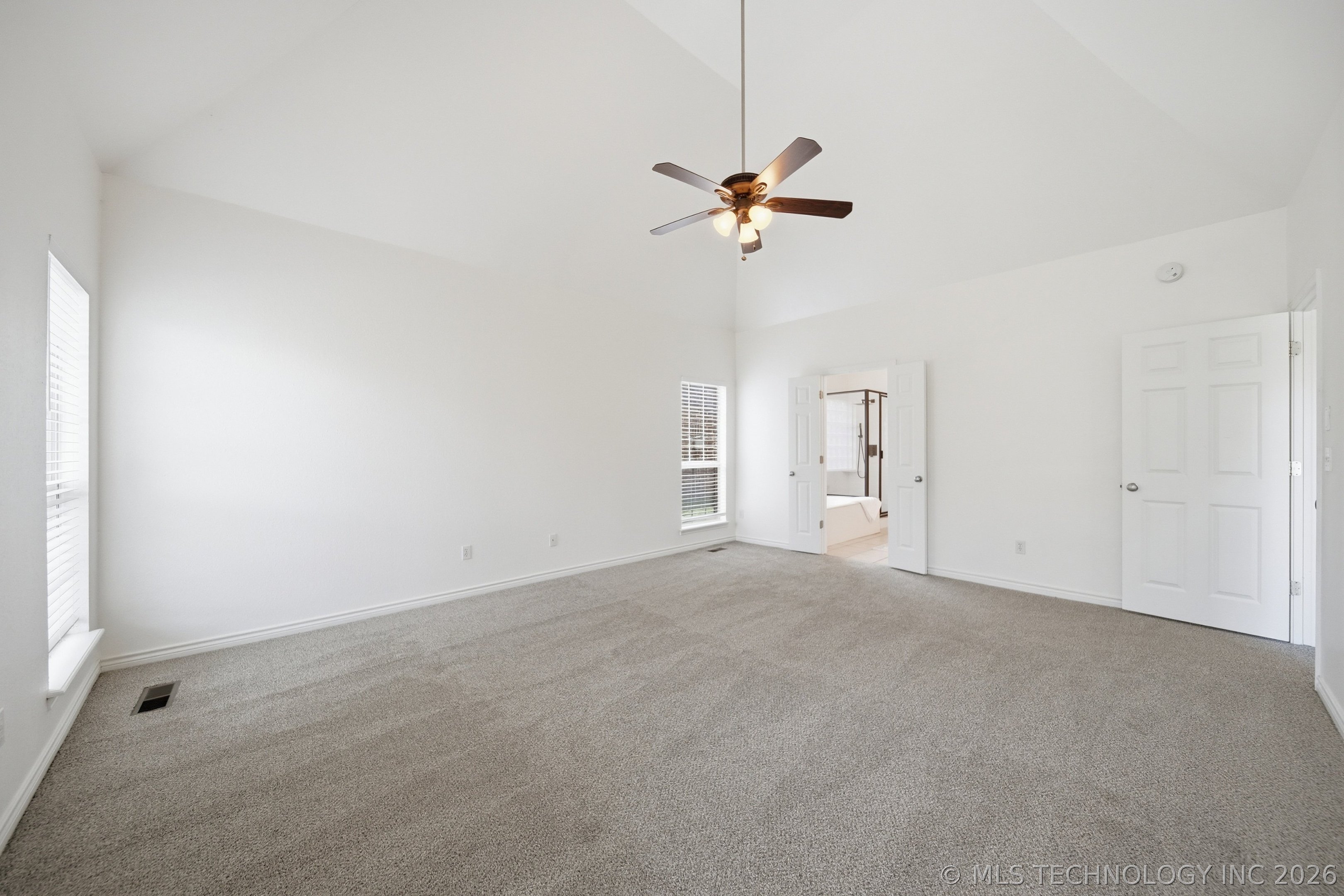 8523 S 70th East Avenue Property Photo 15