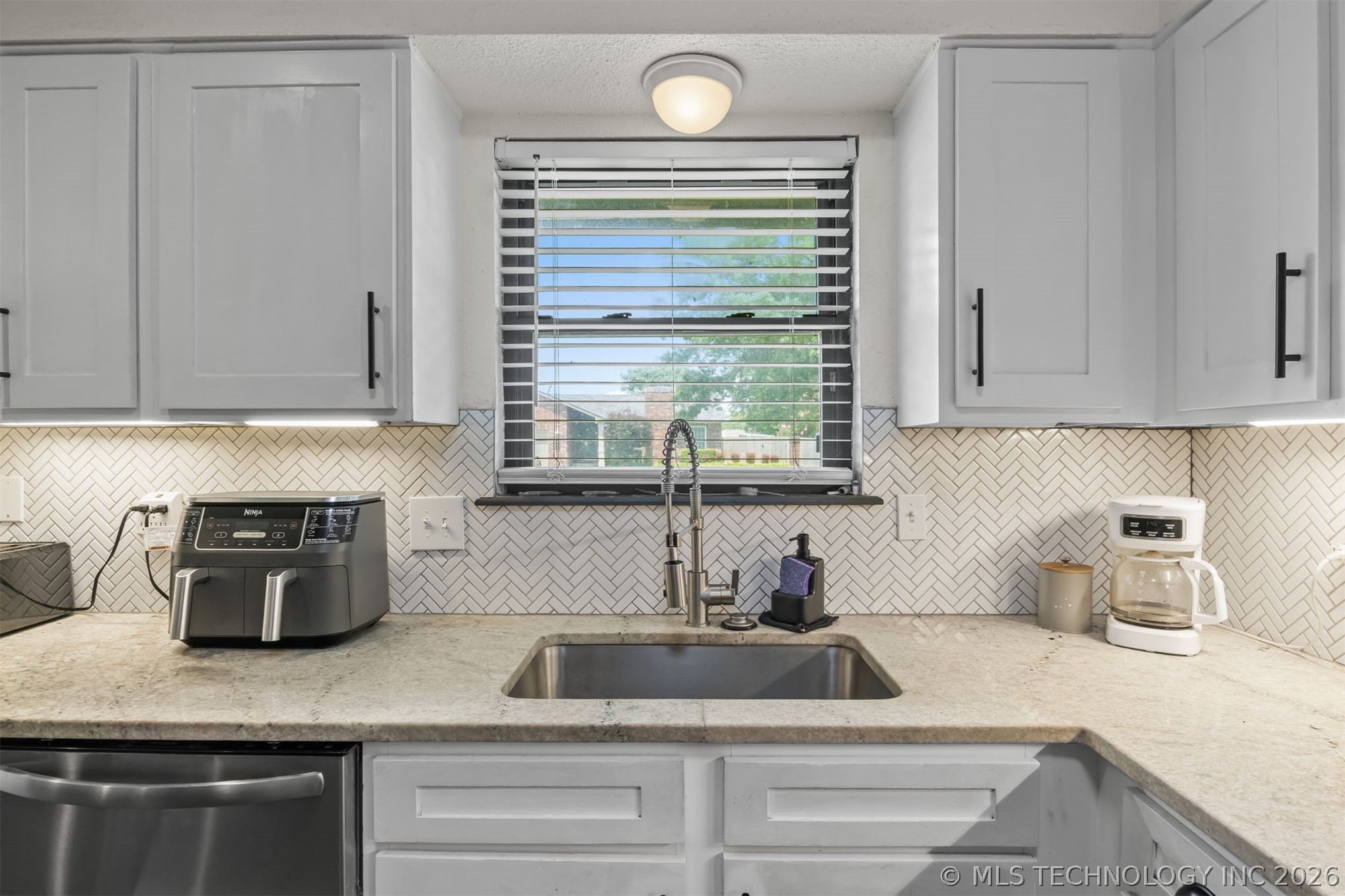 8722 E 74th Place Property Photo 14