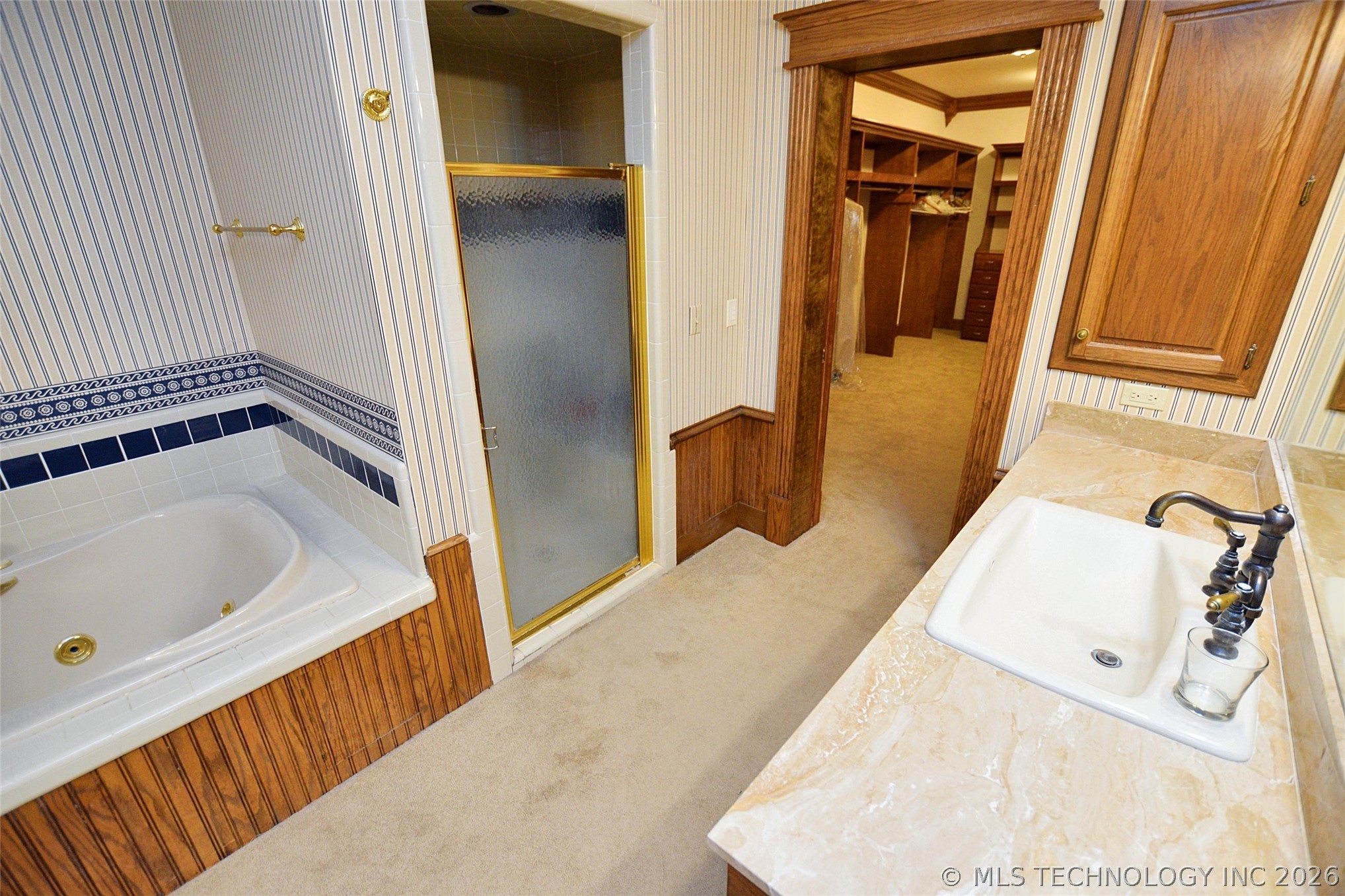 720 S East Avenue Property Photo 27