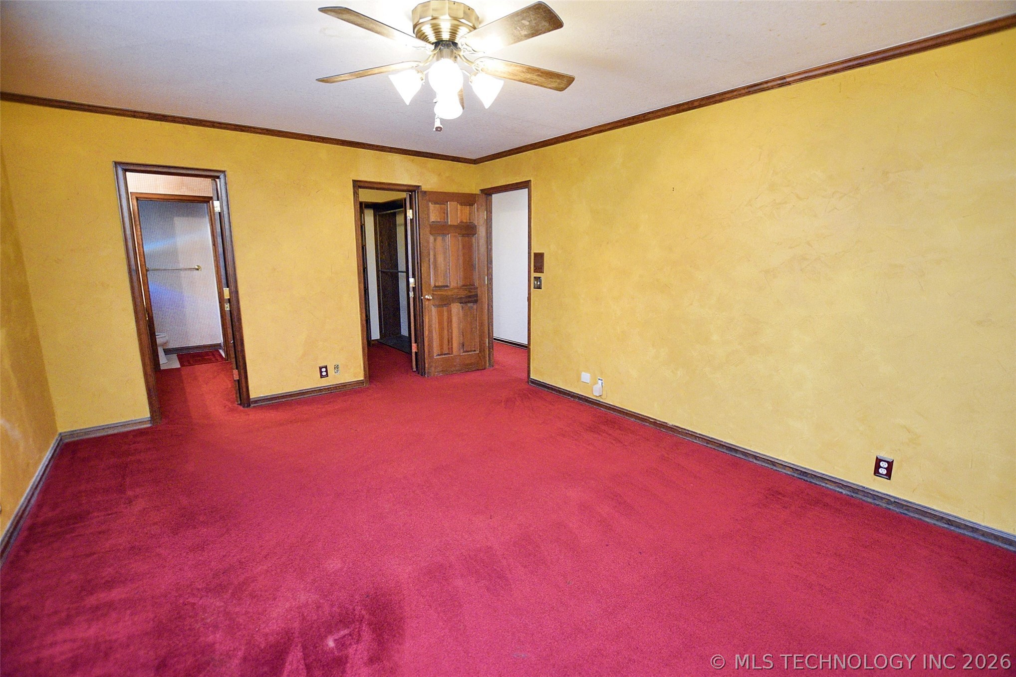 720 S East Avenue Property Photo 31