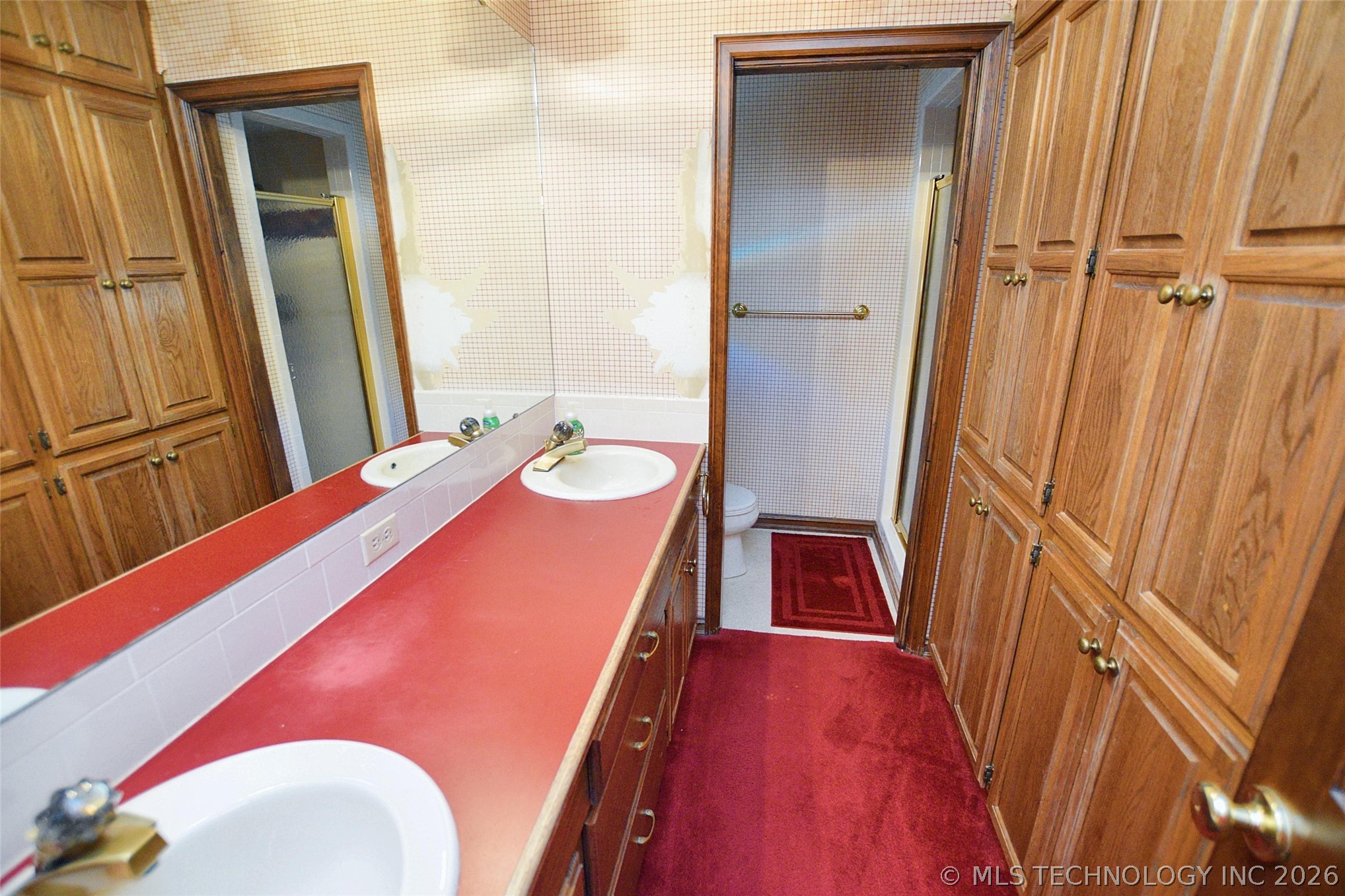 720 S East Avenue Property Photo 33