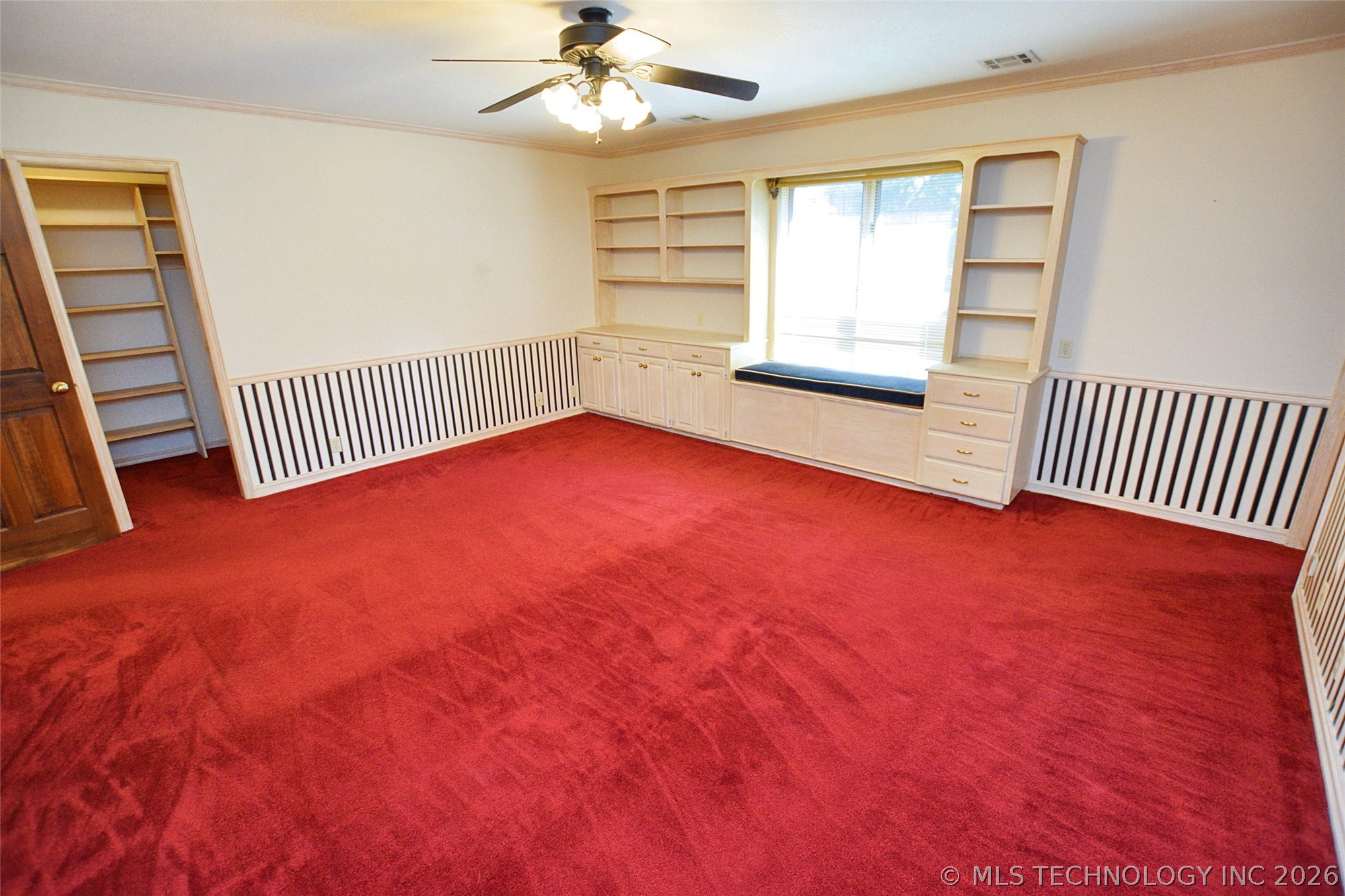 720 S East Avenue Property Photo 35