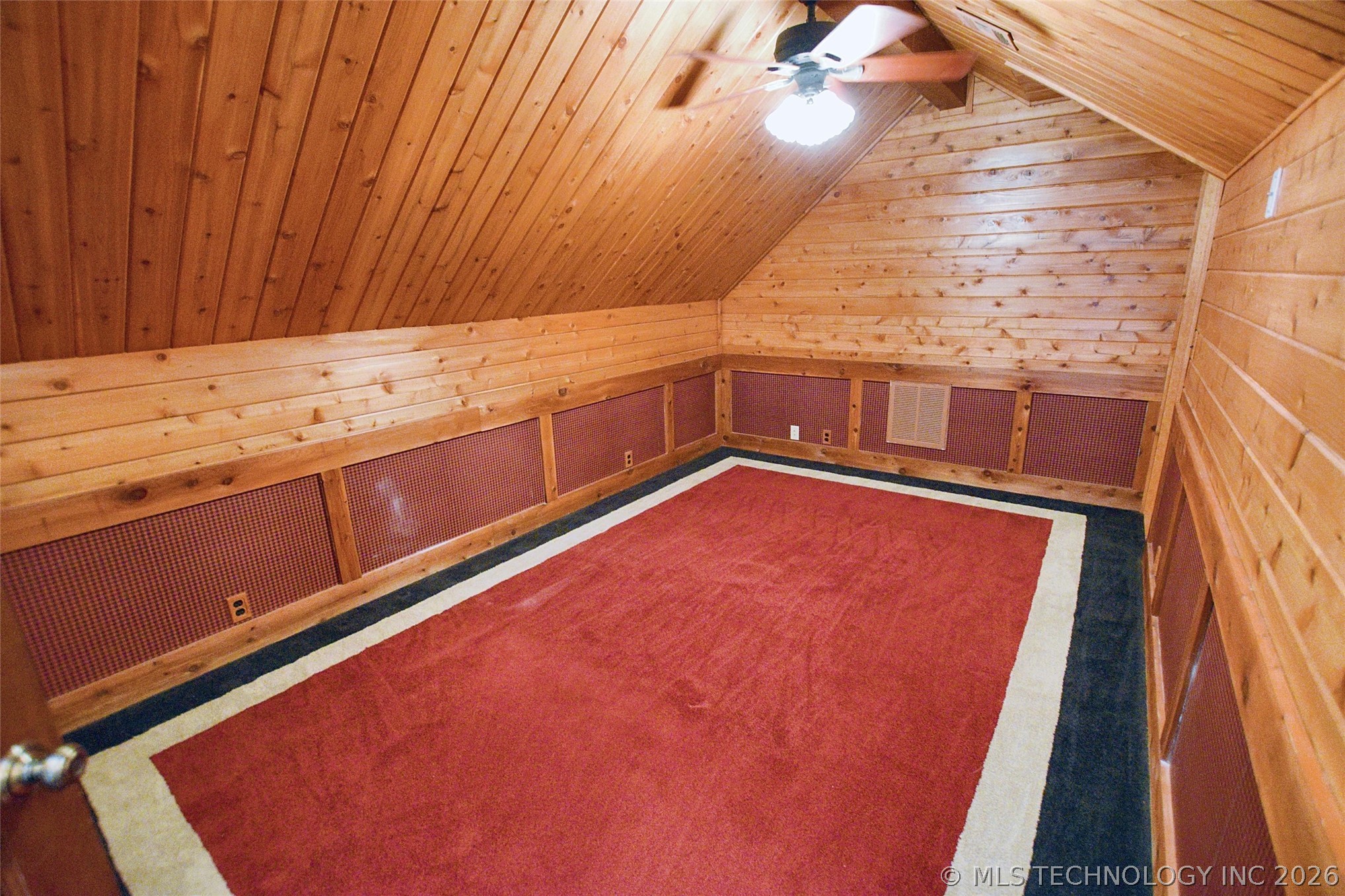 720 S East Avenue Property Photo 44