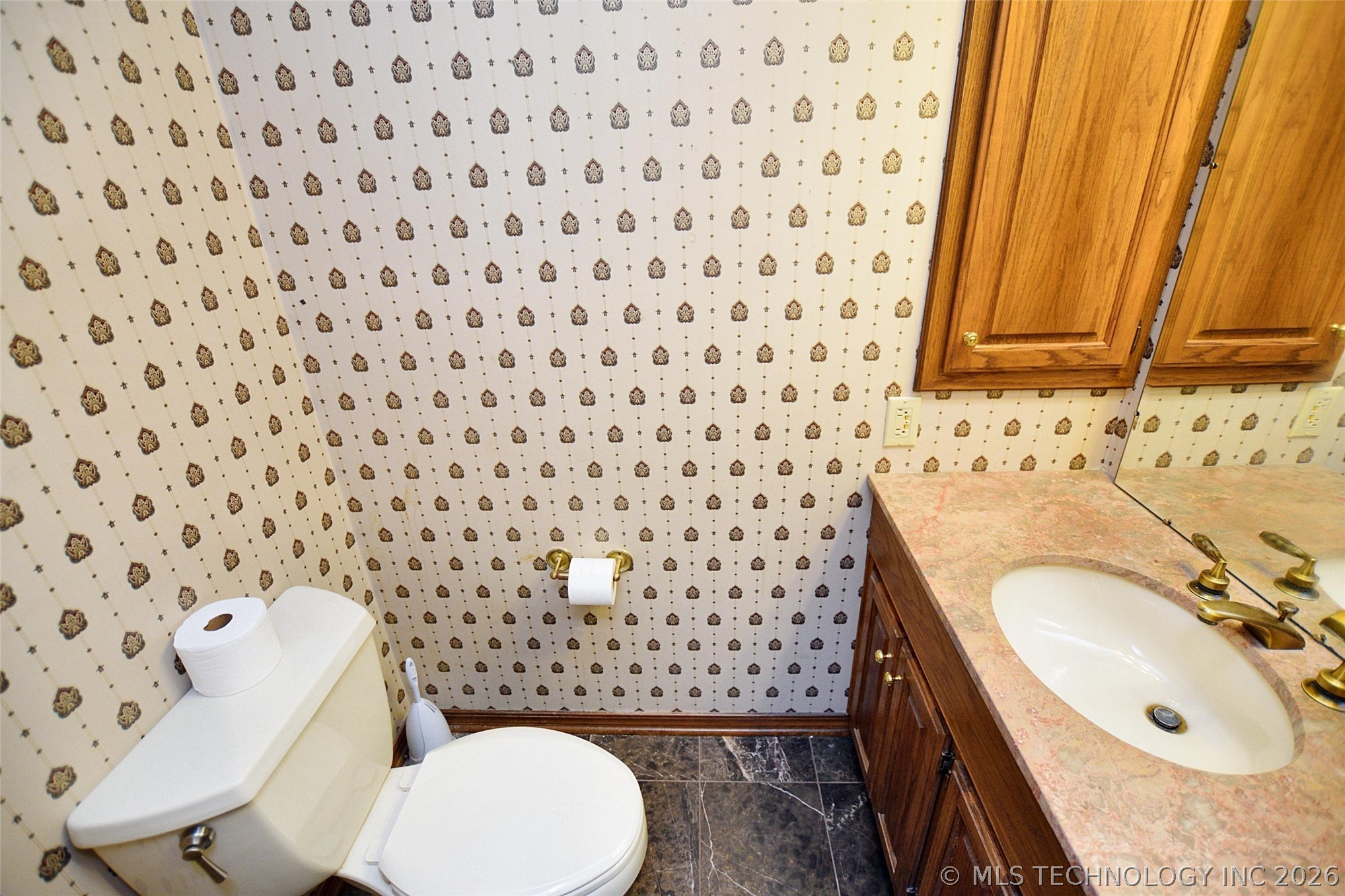 720 S East Avenue Property Photo 46