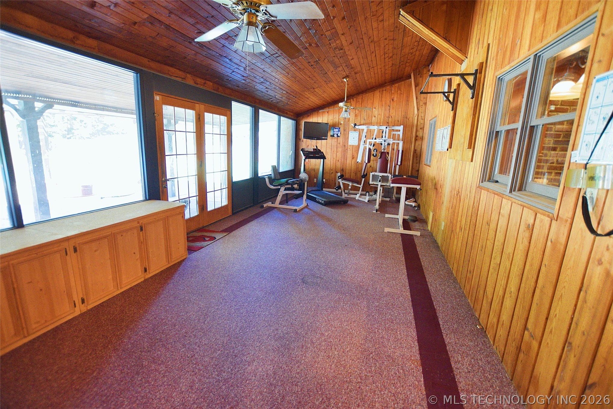 720 S East Avenue Property Photo 48
