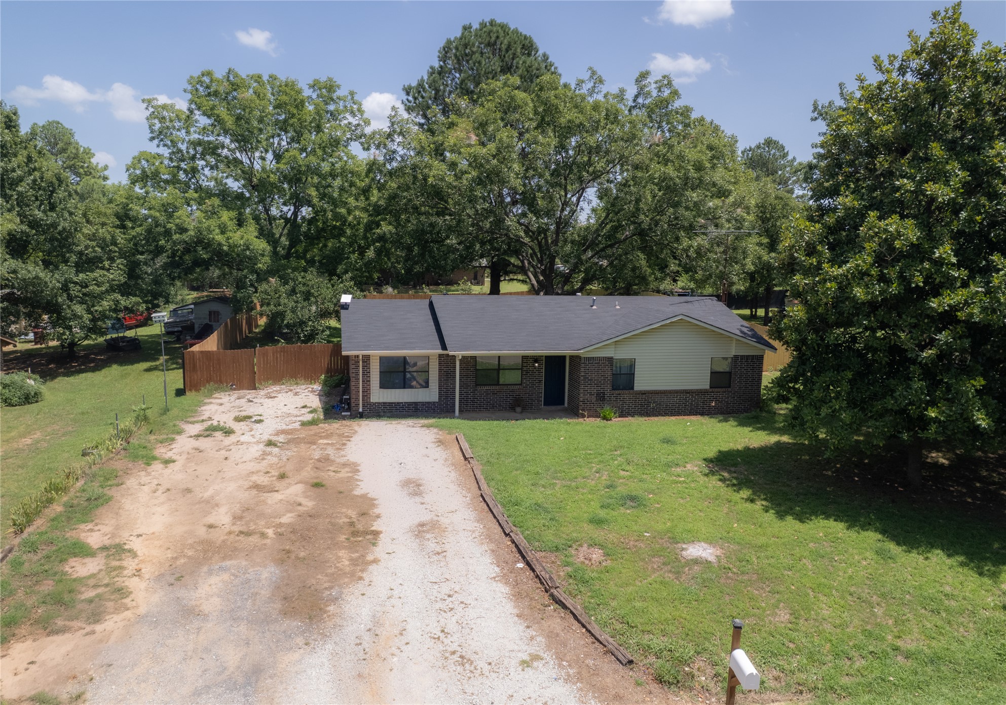 9816 County Road 3579 Property Photo 32