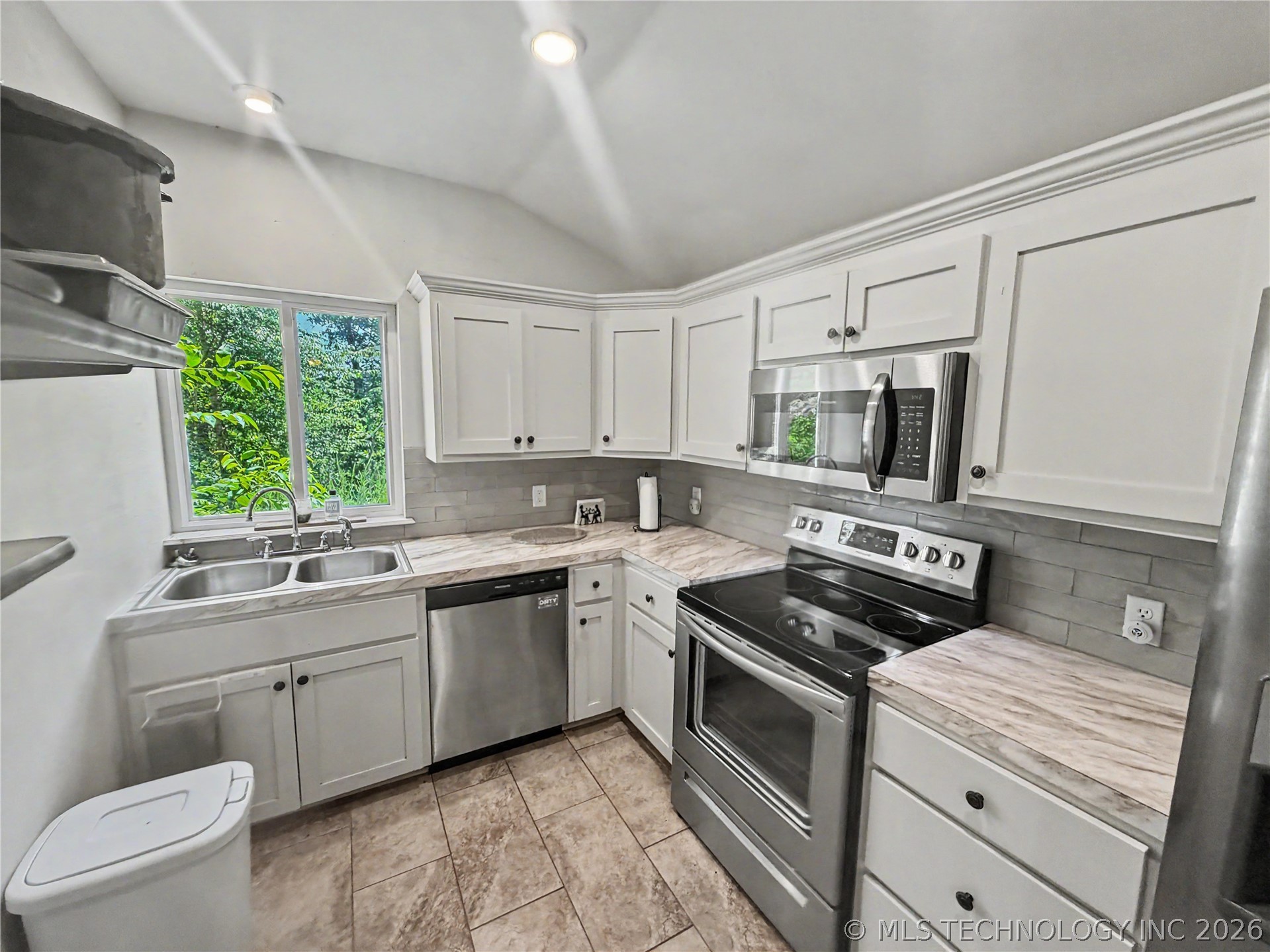 6368 Tsa La Gi Trail Property Photo 28