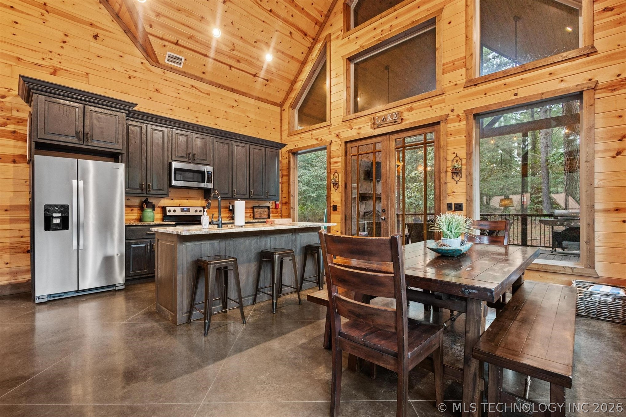 135 Stone Pine Property Photo 20