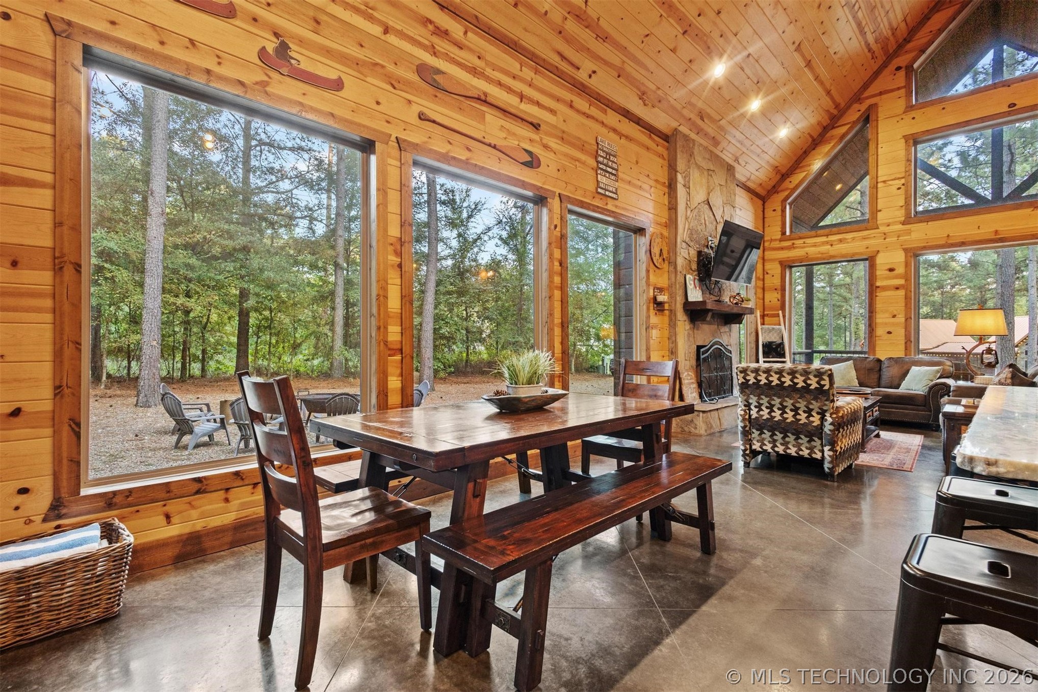 135 Stone Pine Property Photo 21