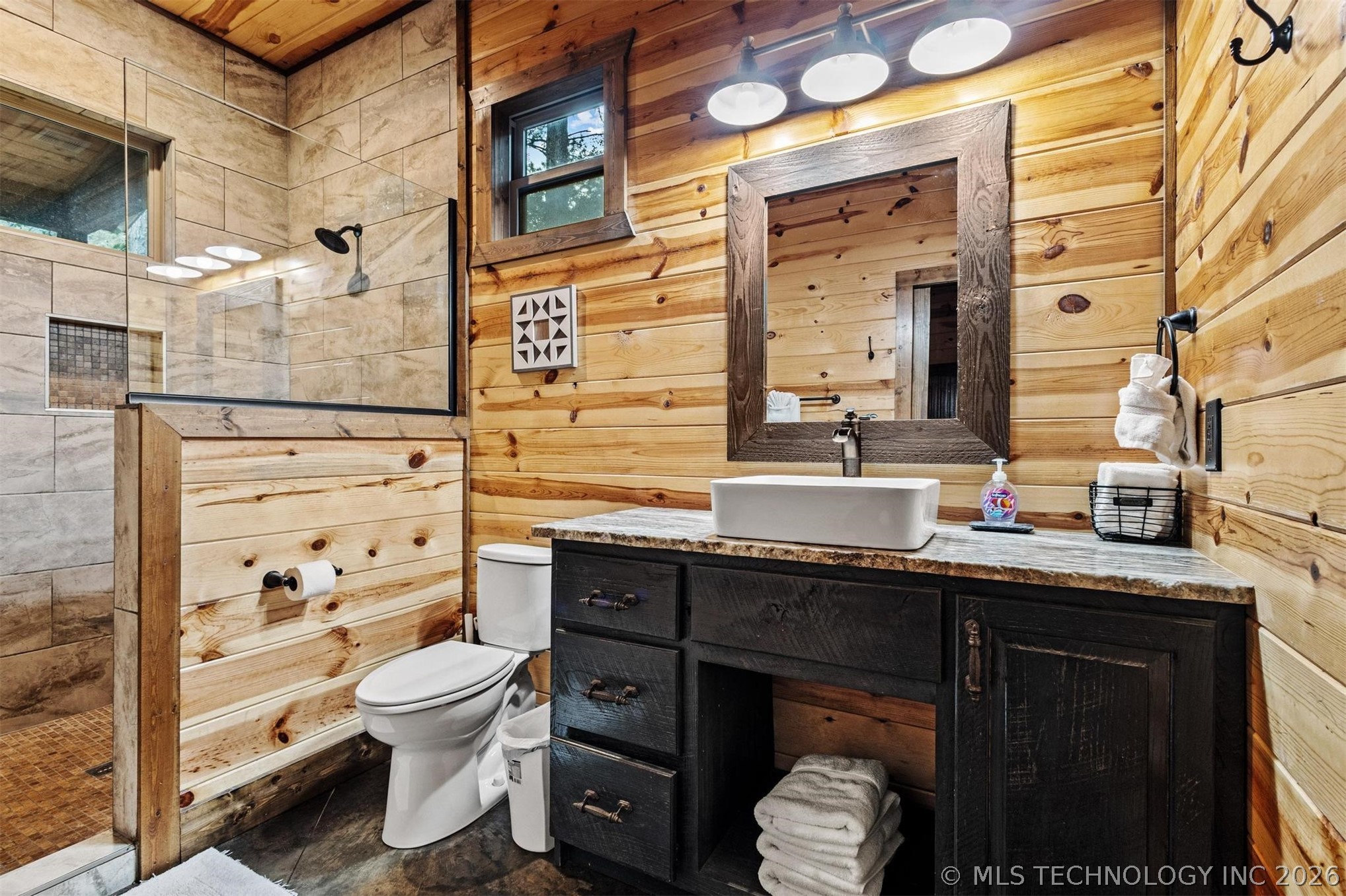 135 Stone Pine Property Photo 33