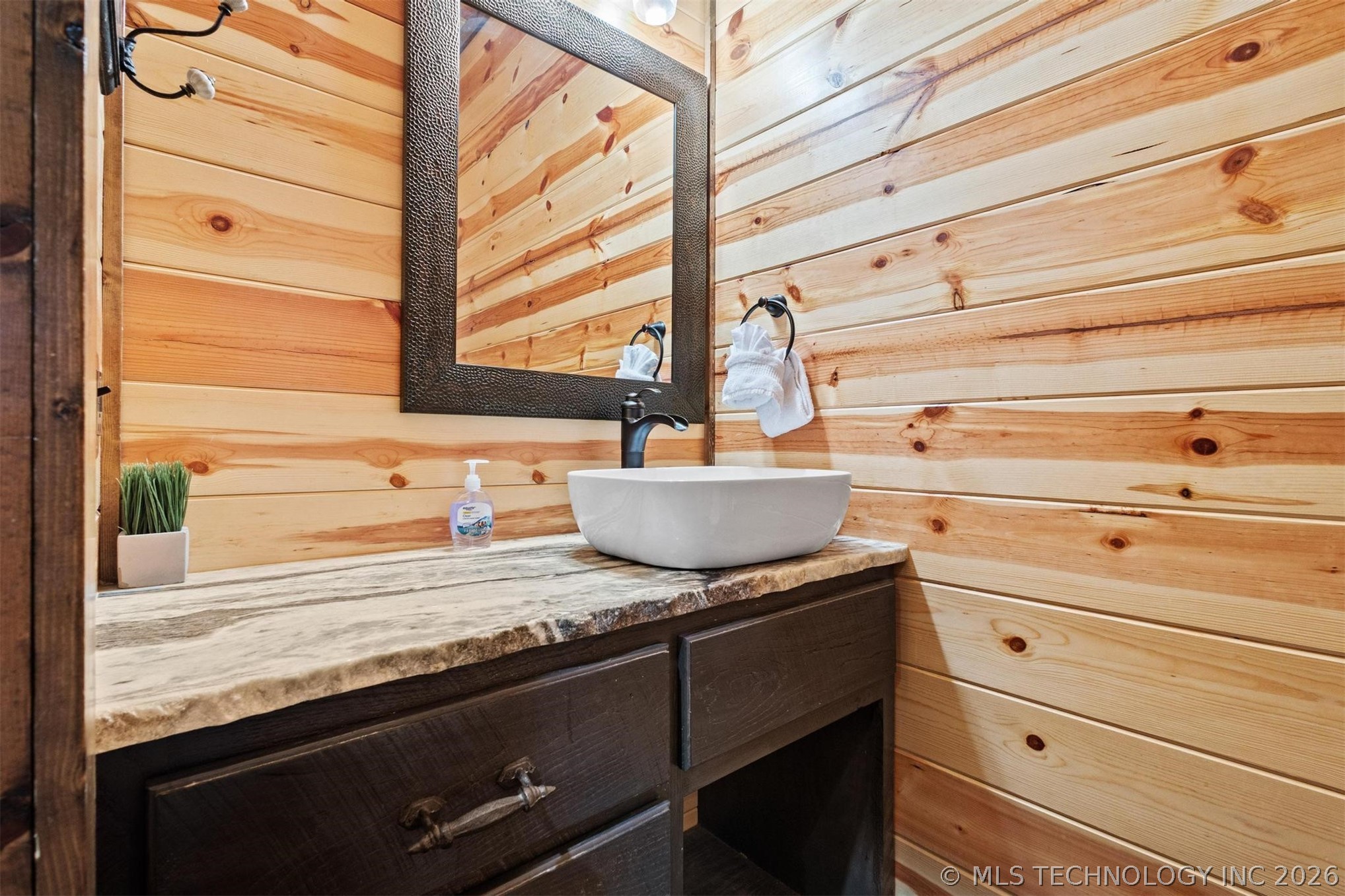 135 Stone Pine Property Photo 35
