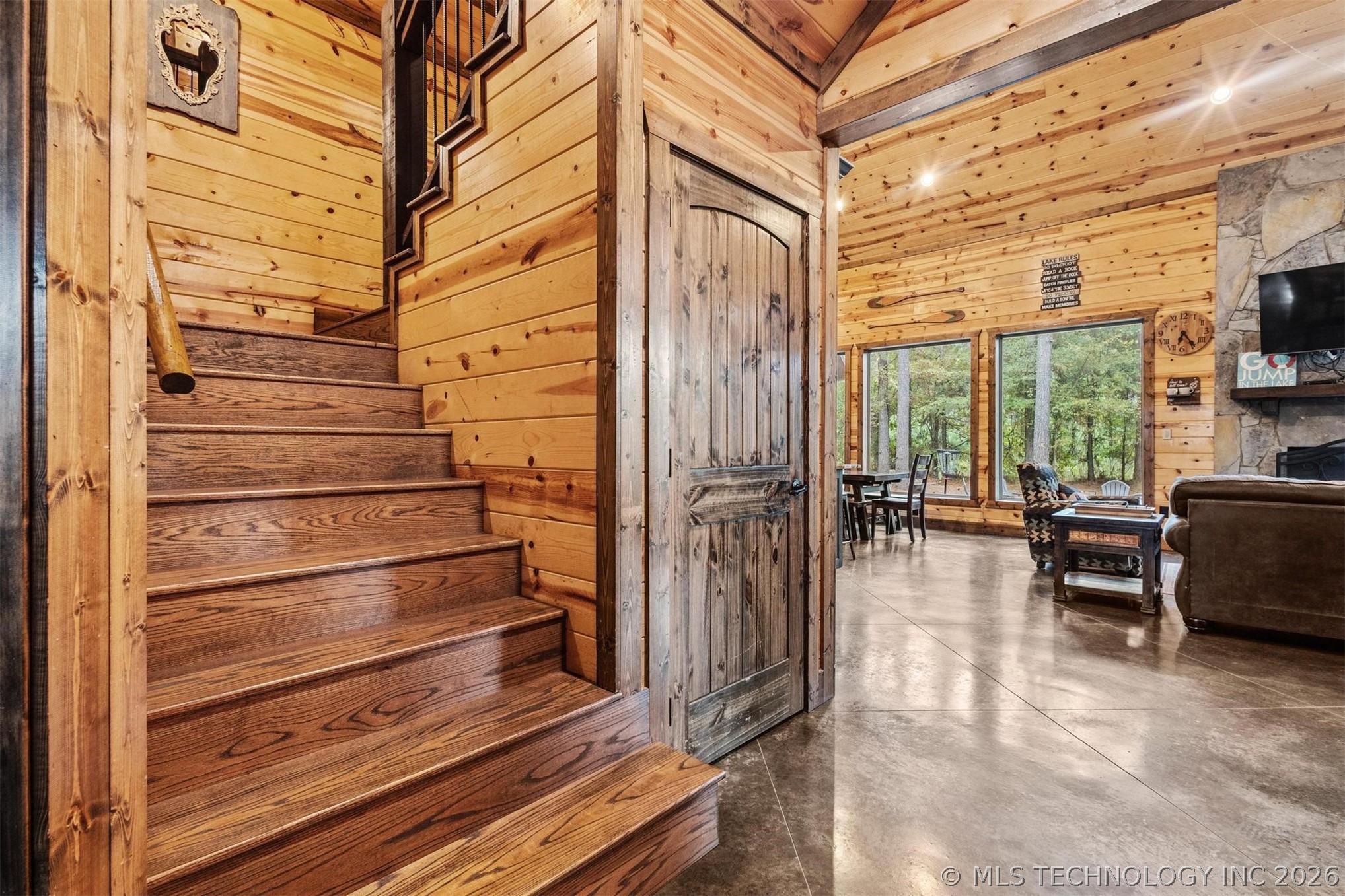 135 Stone Pine Property Photo 36