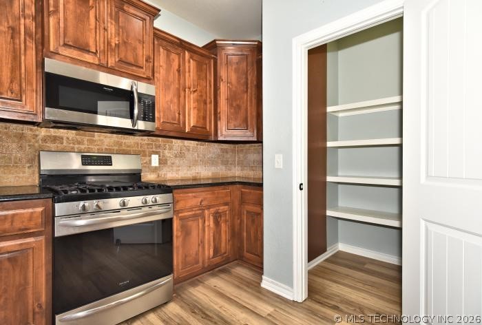1810 S Stephanie Street Property Photo 13