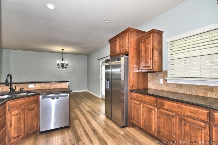 1810 S Stephanie Street Property Photo 14