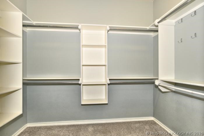 1810 S Stephanie Street Property Photo 20