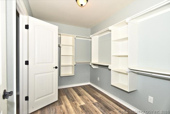 1810 S Stephanie Street Property Photo 26