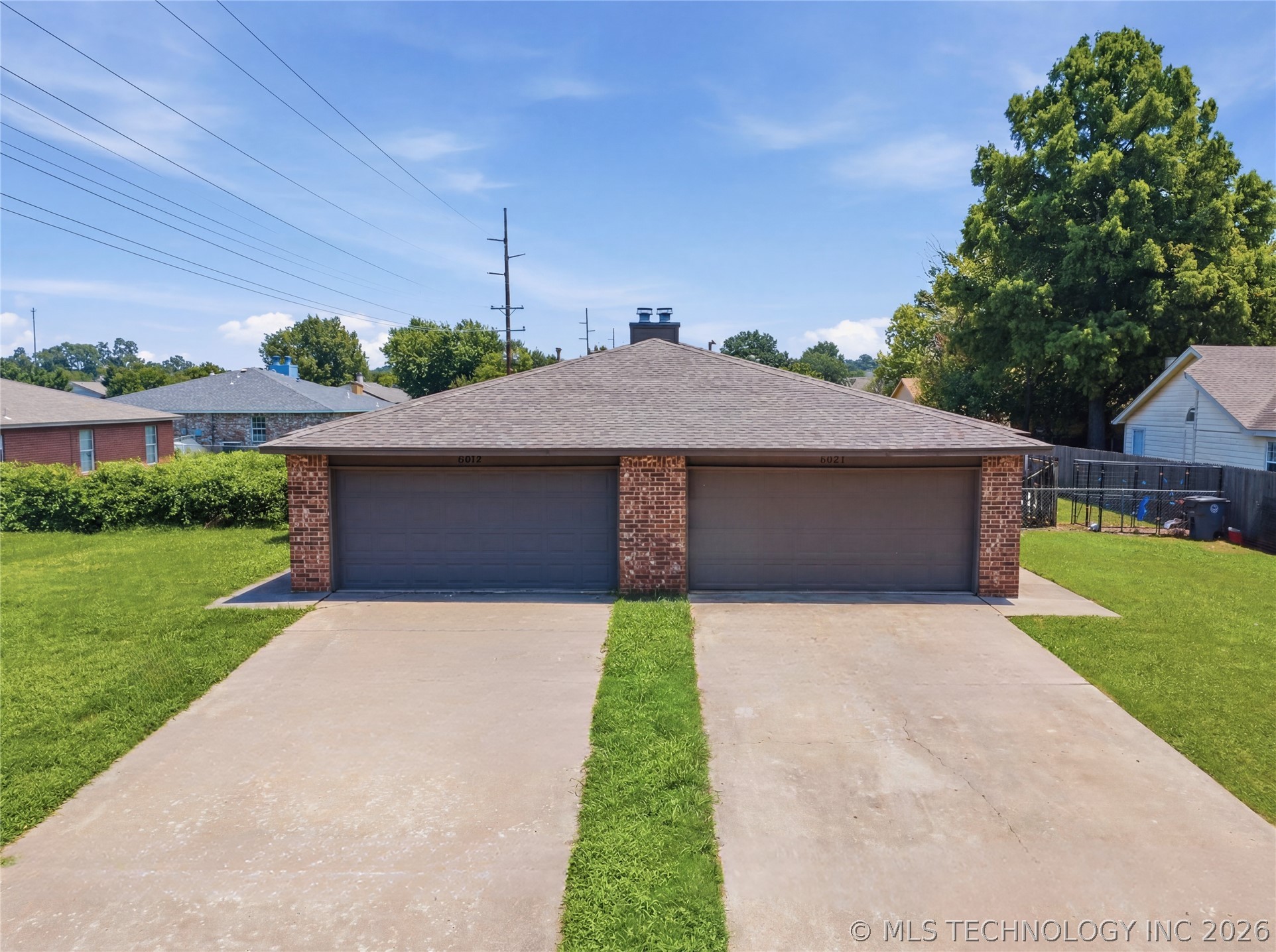 6619 S Utica Place Property Photo 1